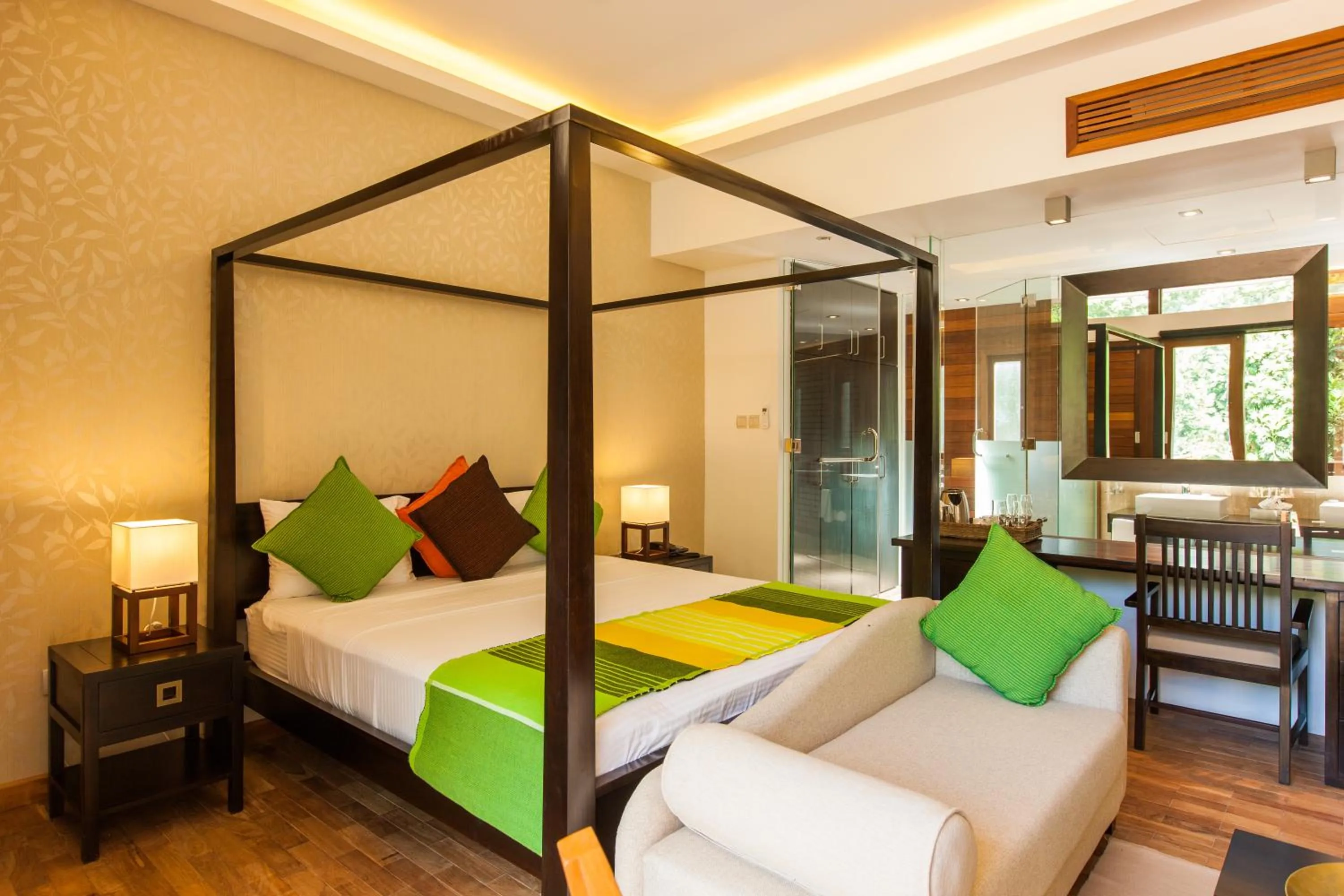 Photo of the whole room, Bed in Le Relax Luxury Lodge