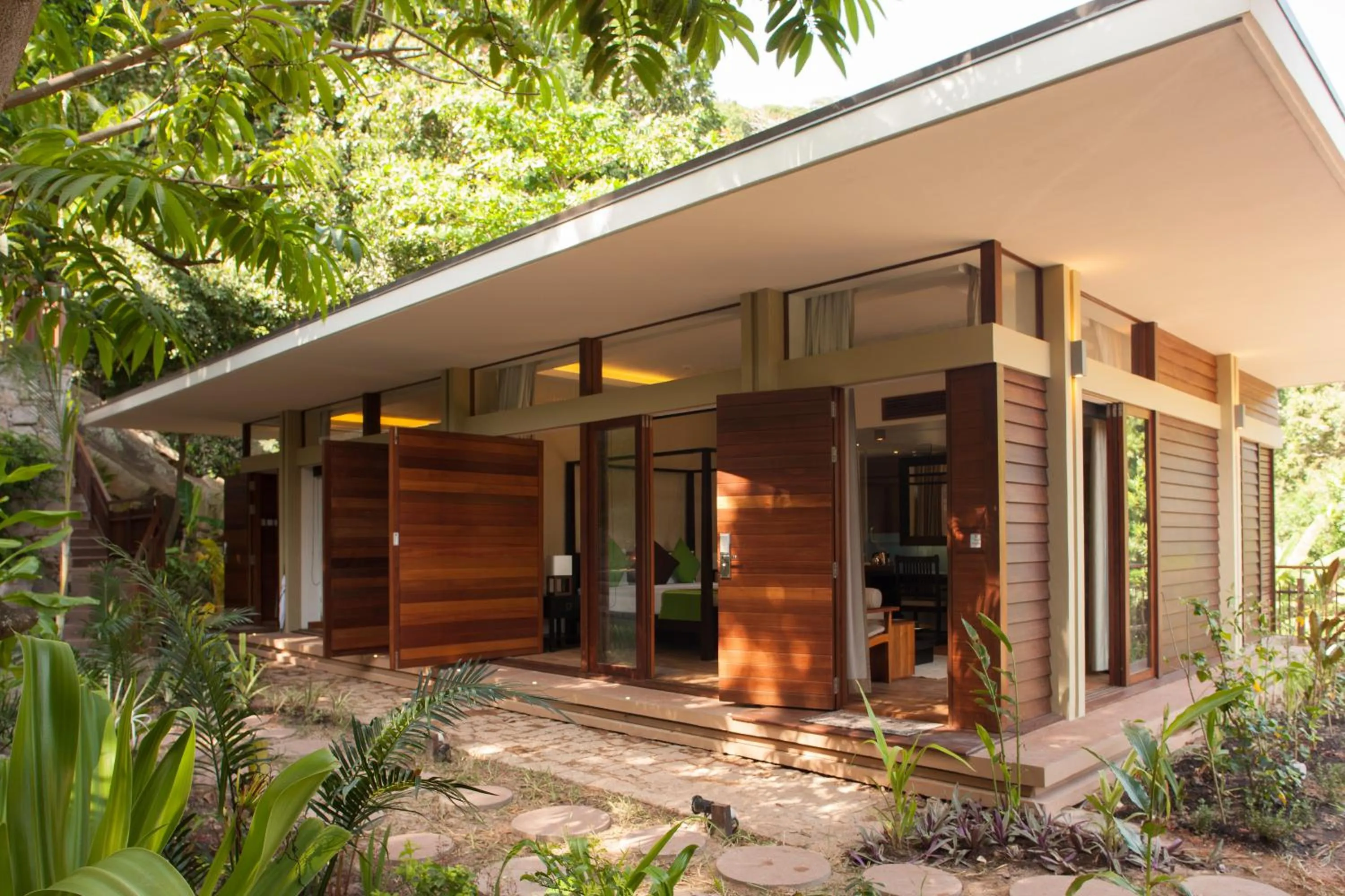 Property building in Le Relax Luxury Lodge