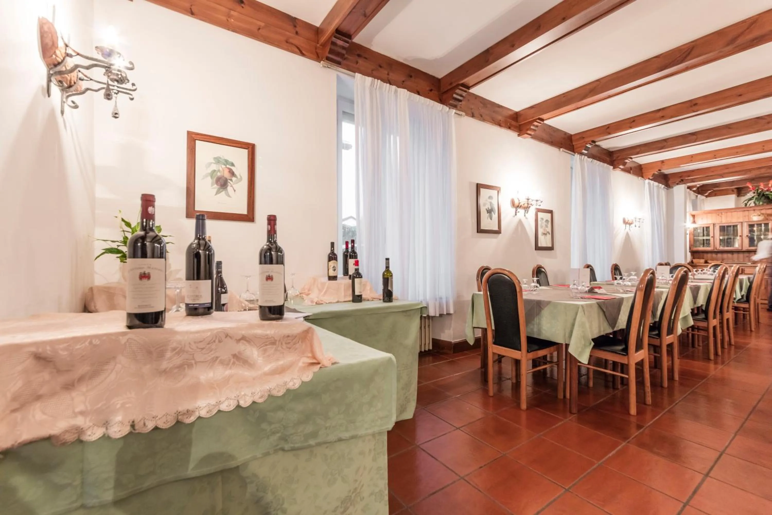 Restaurant/places to eat in Hotel Sorapiss