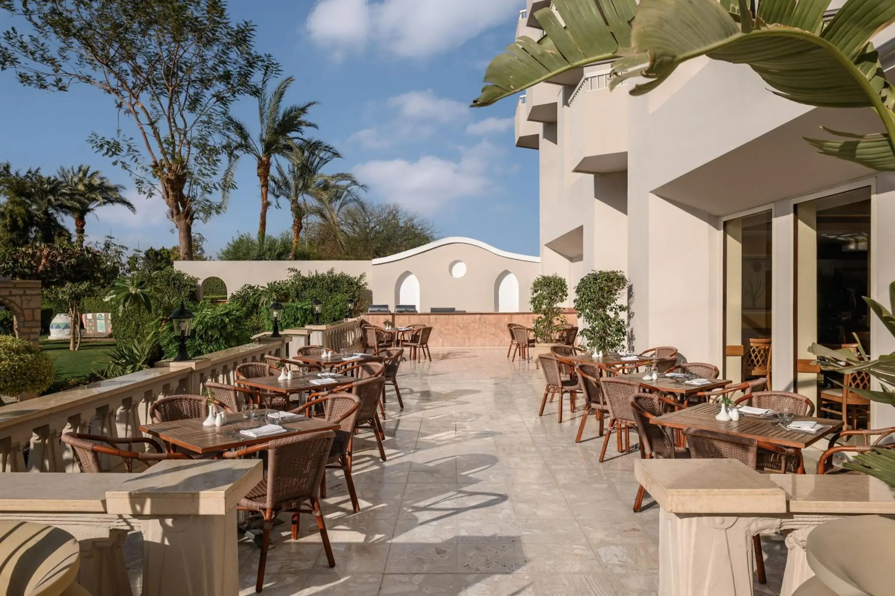 Restaurant/places to eat in Iberotel Luxor Restaurant/places to eat in Iberotel Luxor