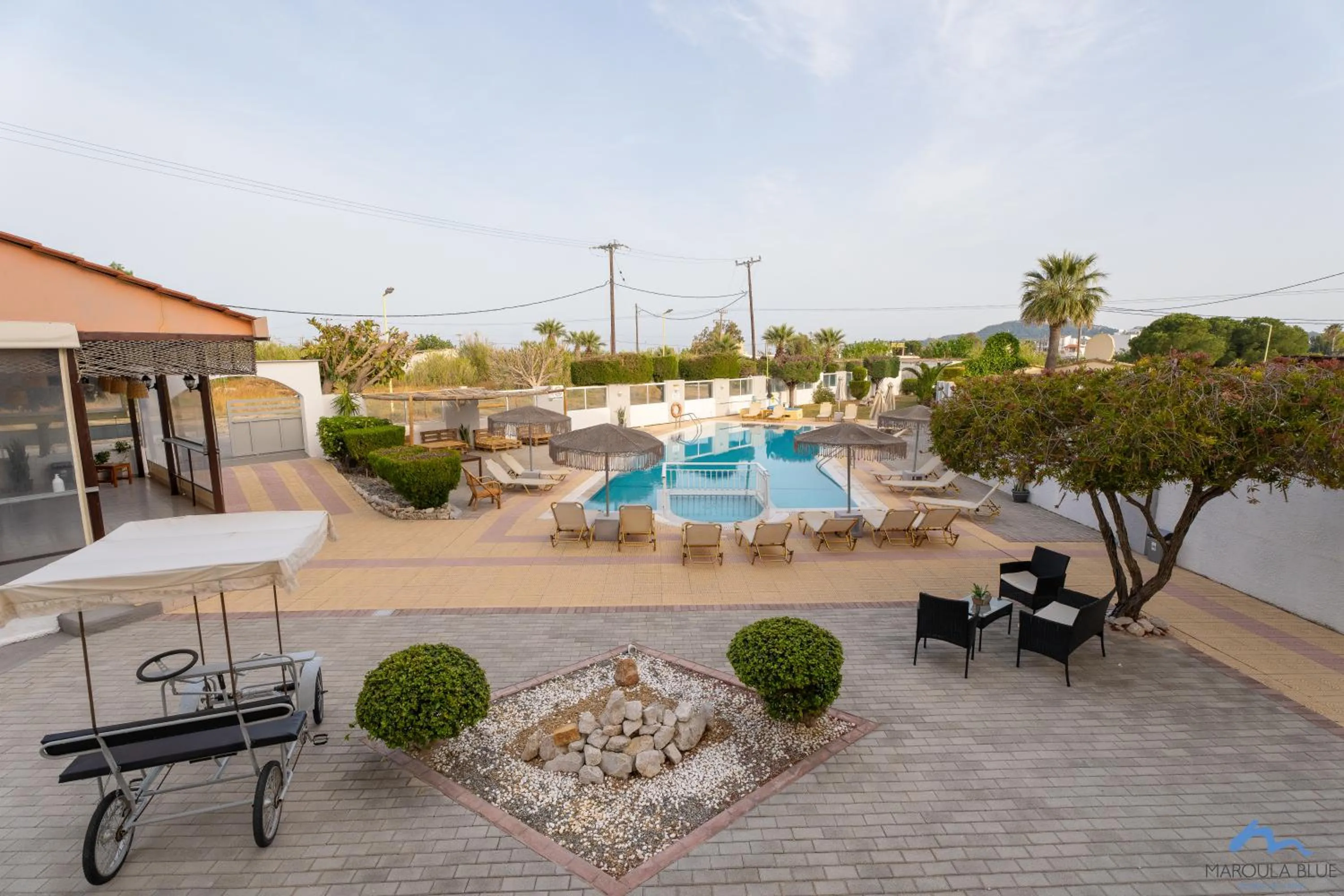 Swimming pool in Casa Blue Sarantis