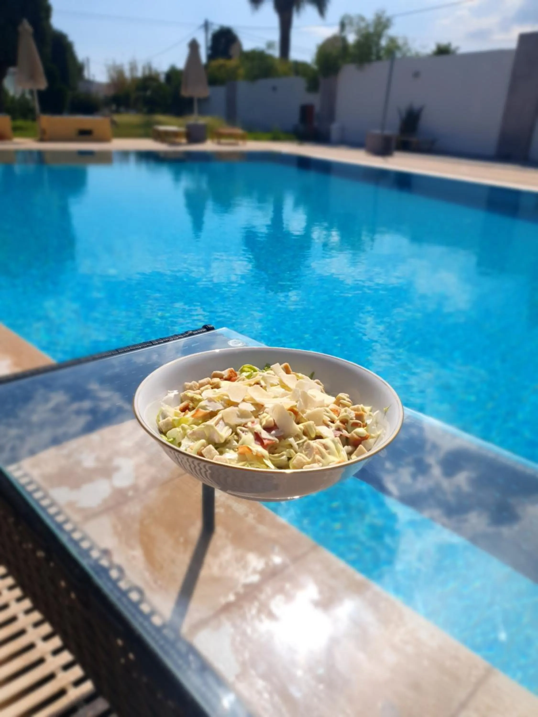 Restaurant/places to eat in Casa Blue Sarantis