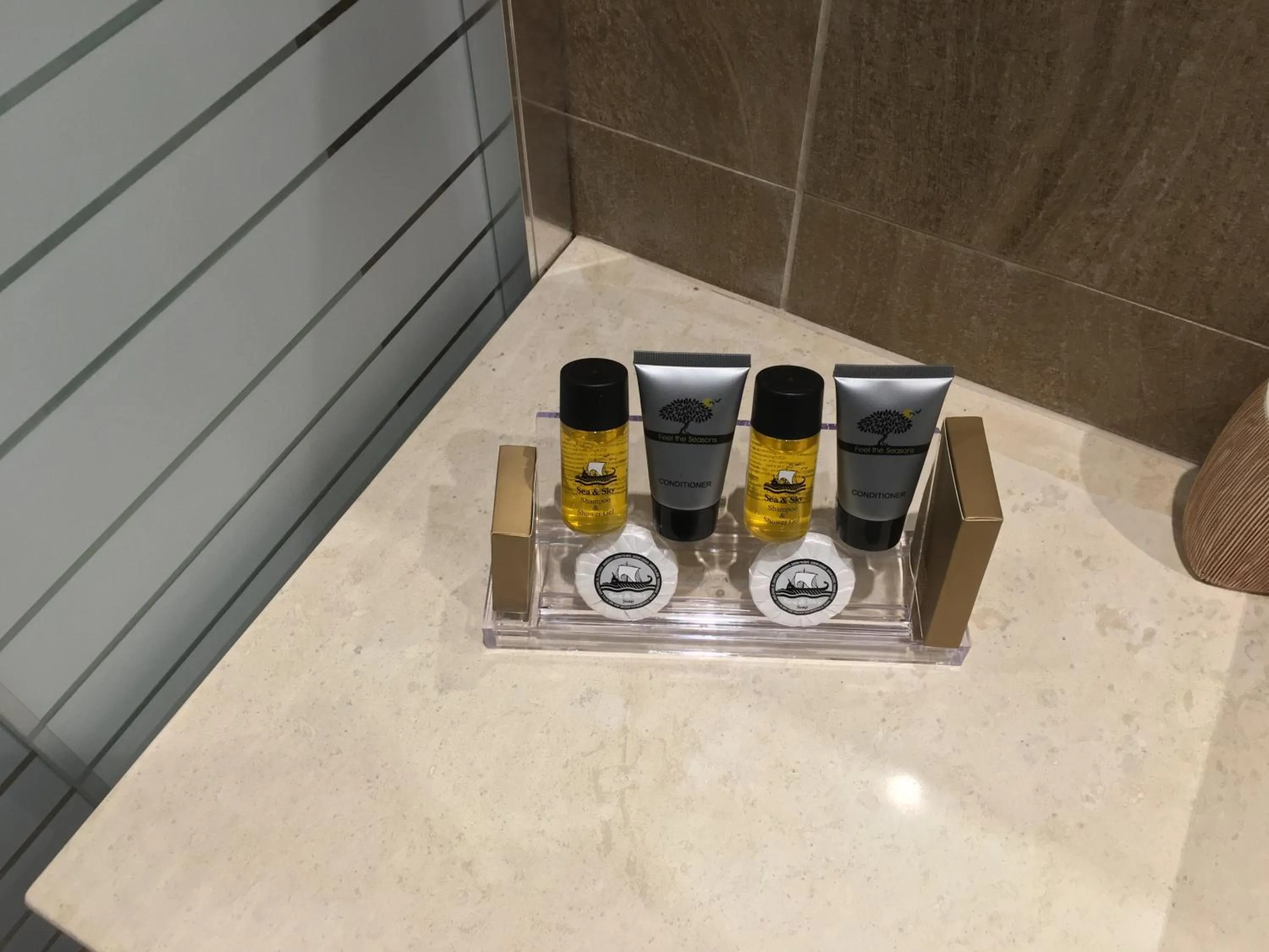 Bathroom in Casa Blue Sarantis