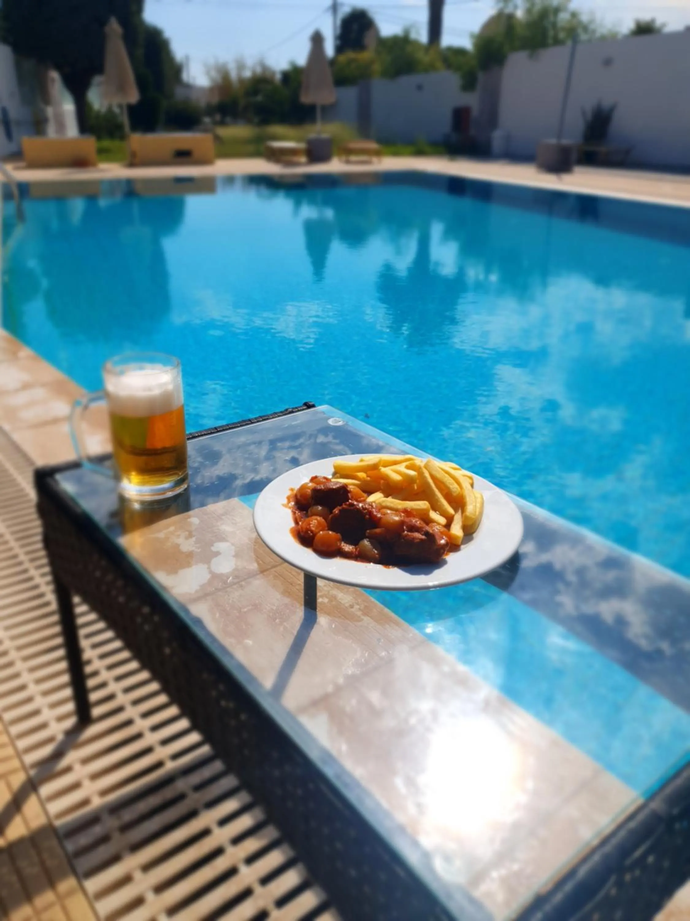 Restaurant/places to eat in Casa Blue Sarantis