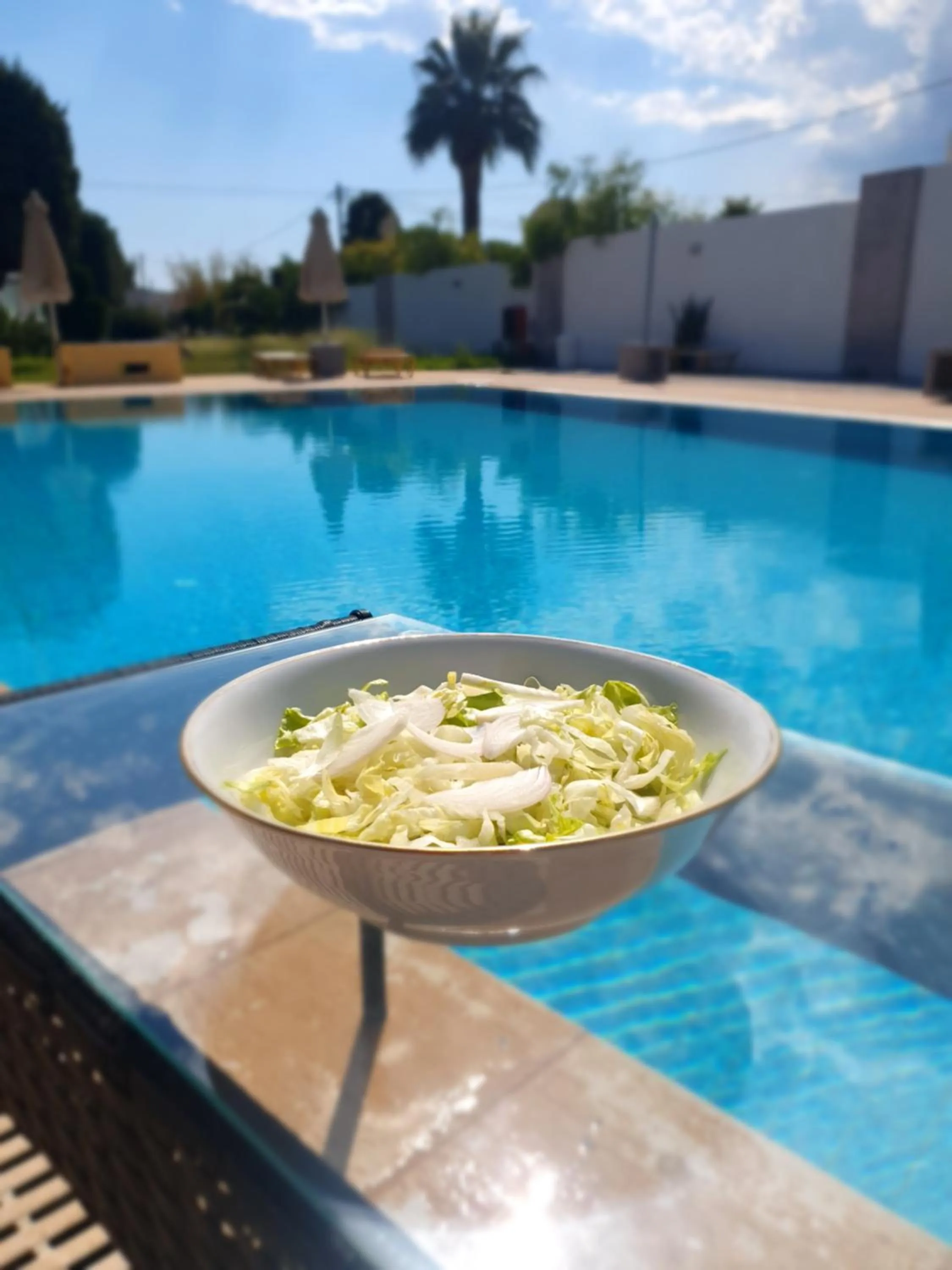 Restaurant/places to eat in Casa Blue Sarantis