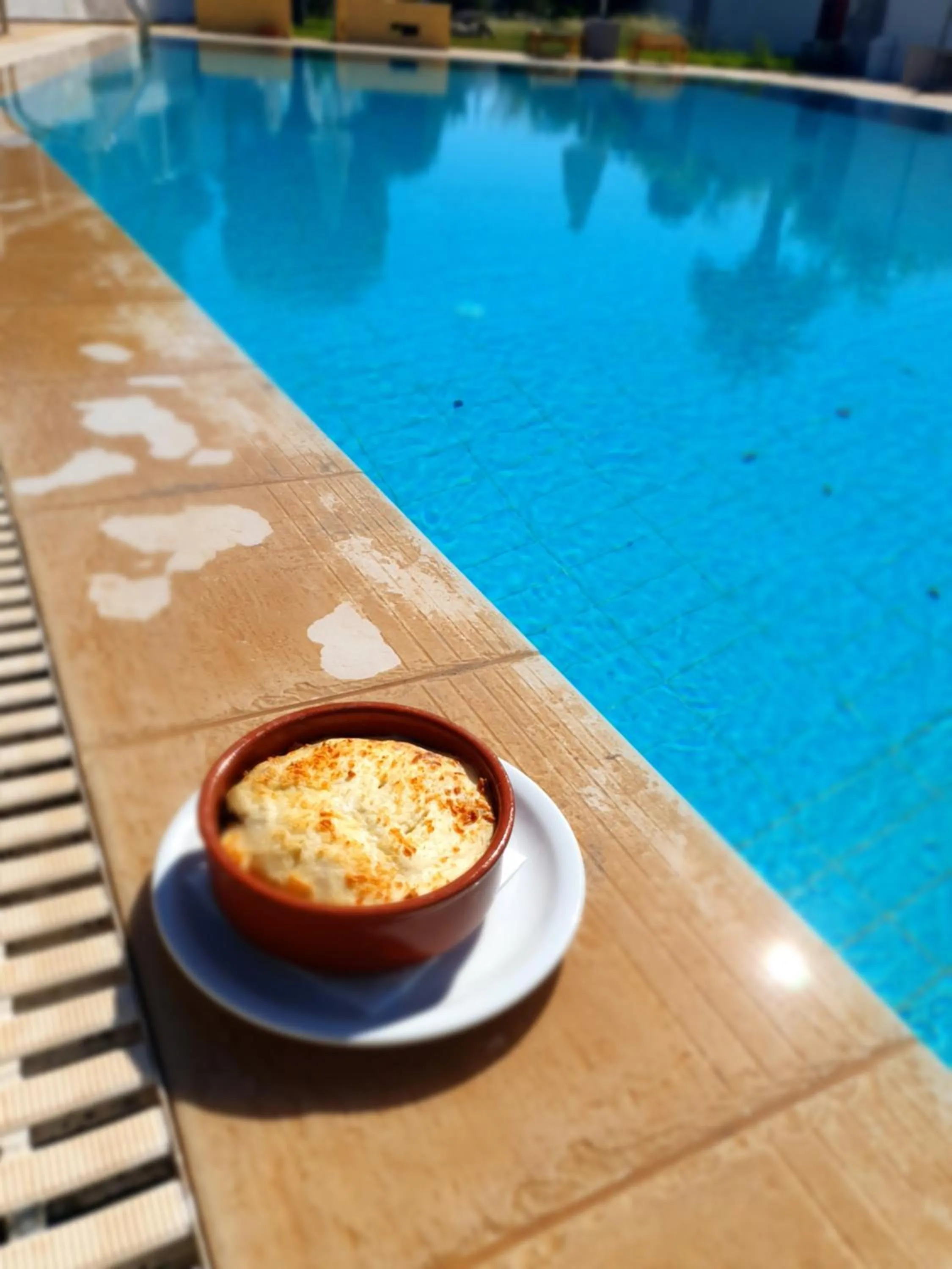 Restaurant/places to eat in Casa Blue Sarantis