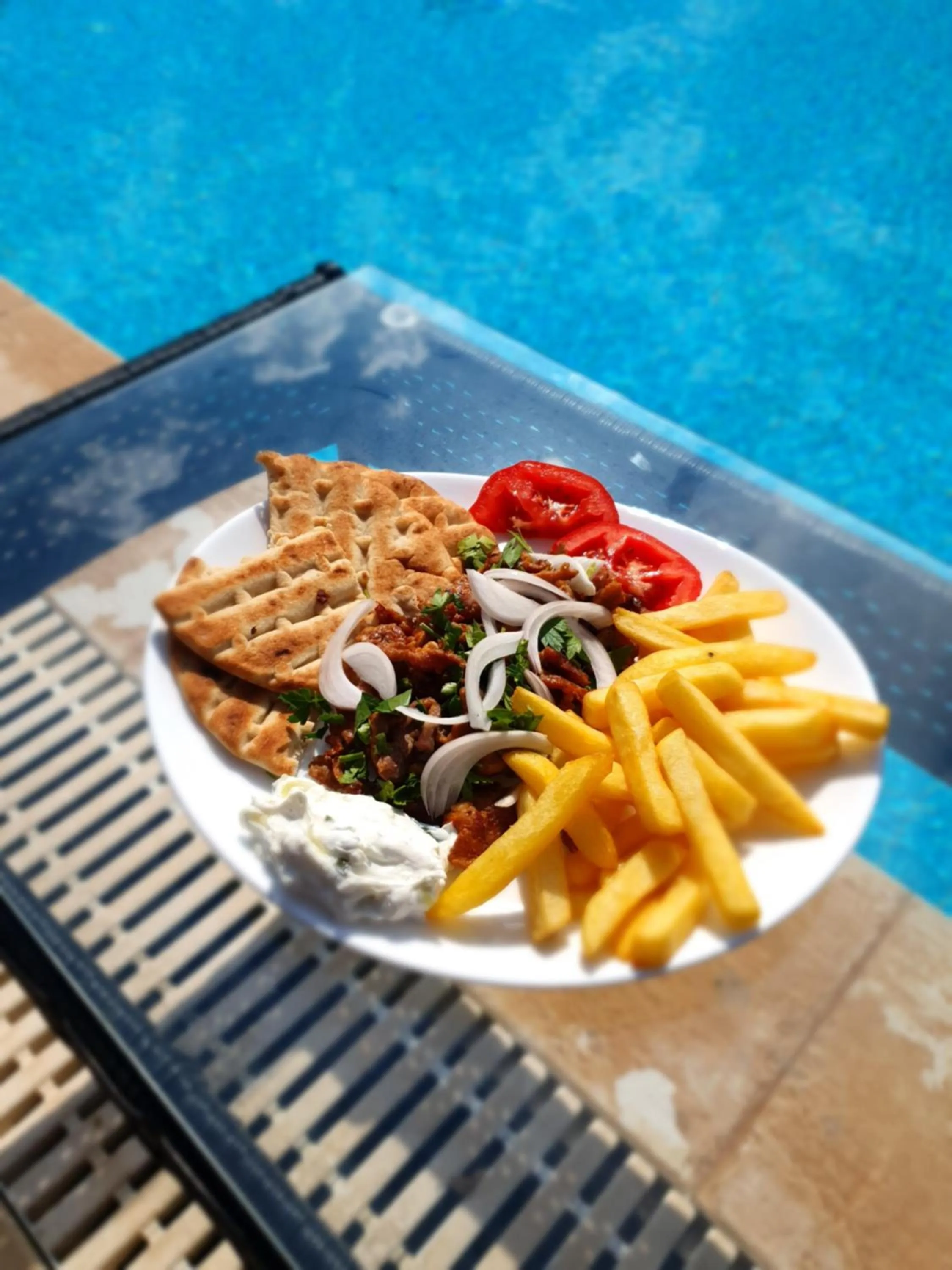 Restaurant/places to eat in Casa Blue Sarantis