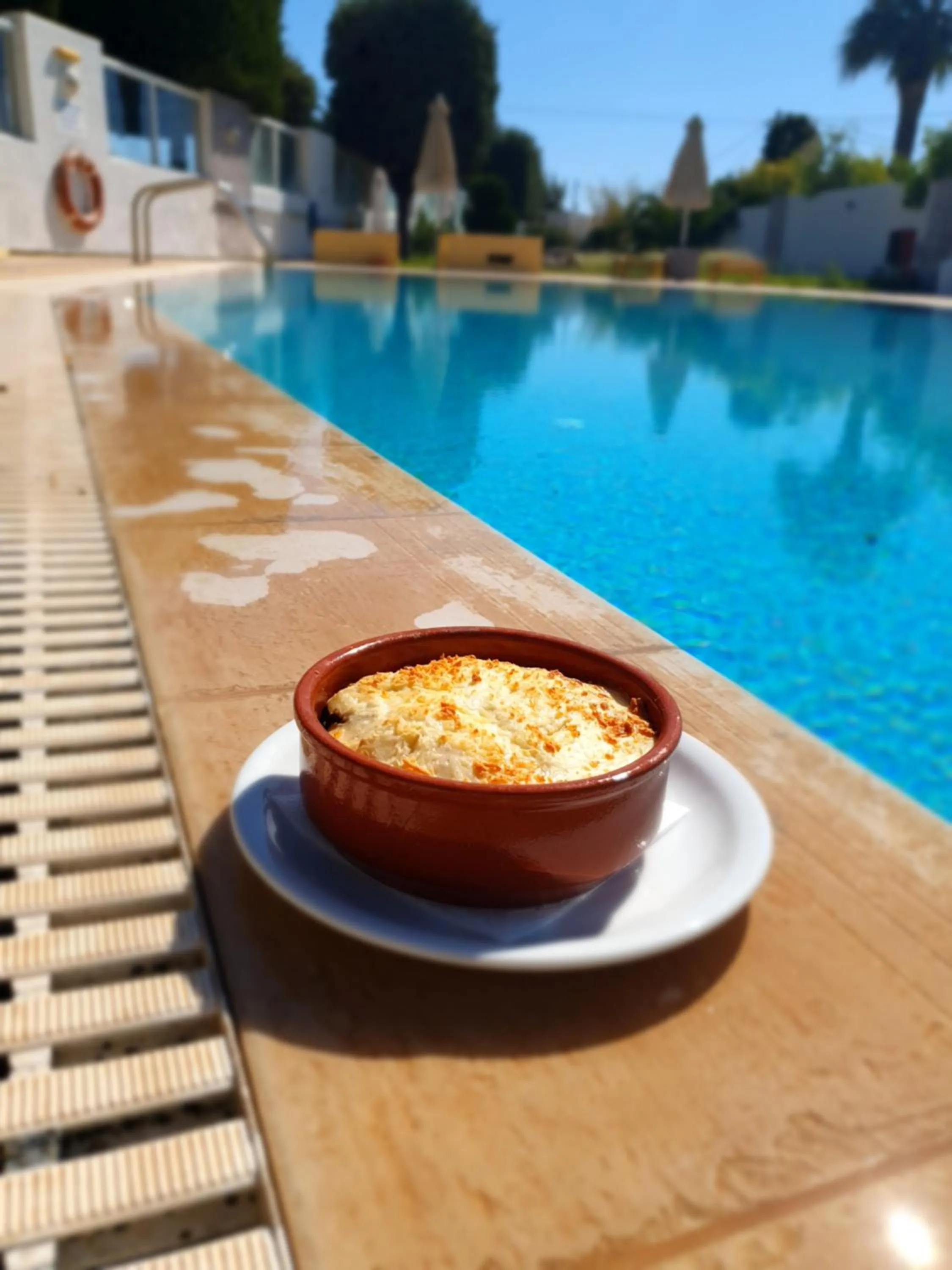 Restaurant/places to eat in Casa Blue Sarantis