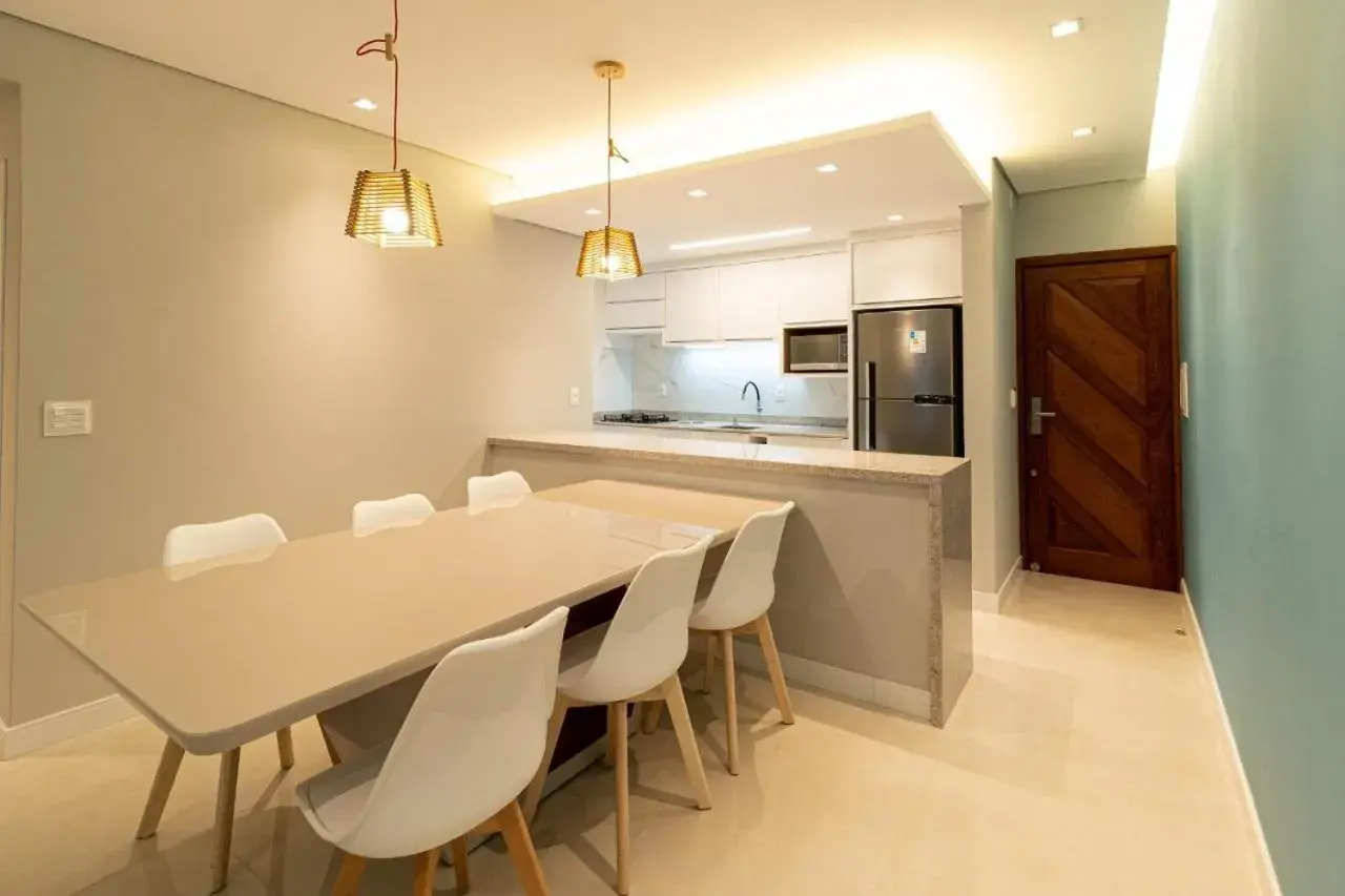 Two-Bedroom Apartment with Balcony and Sea View in Ingleses Park Hotel Two-Bedroom Apartment with Balcony and Sea View in Ingleses Park Hotel