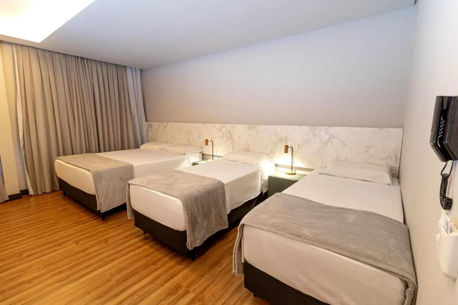 Standard Family Room in Ingleses Park Hotel Standard Family Room in Ingleses Park Hotel