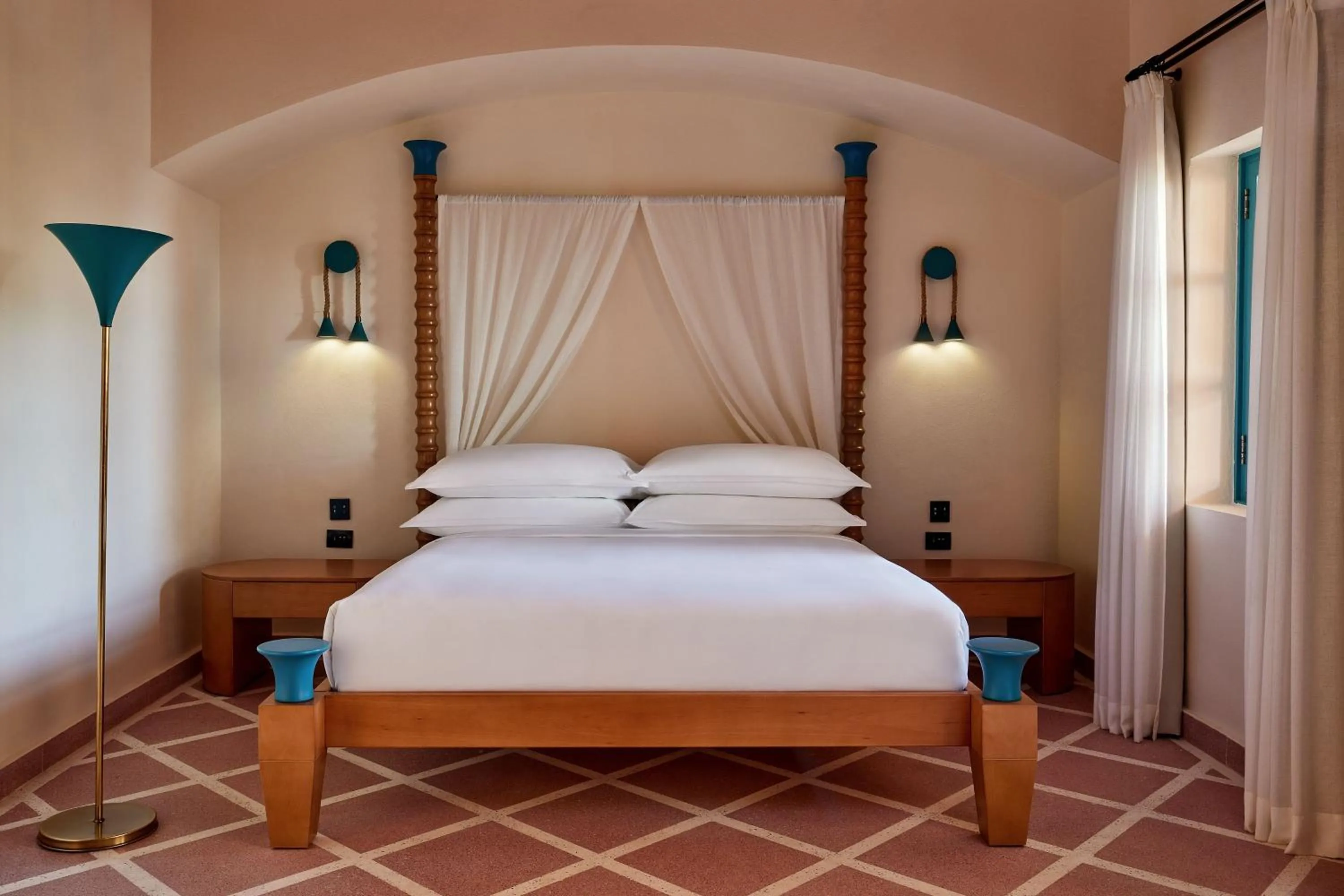 Beach, Bed in Sheraton Miramar Resort El Gouna