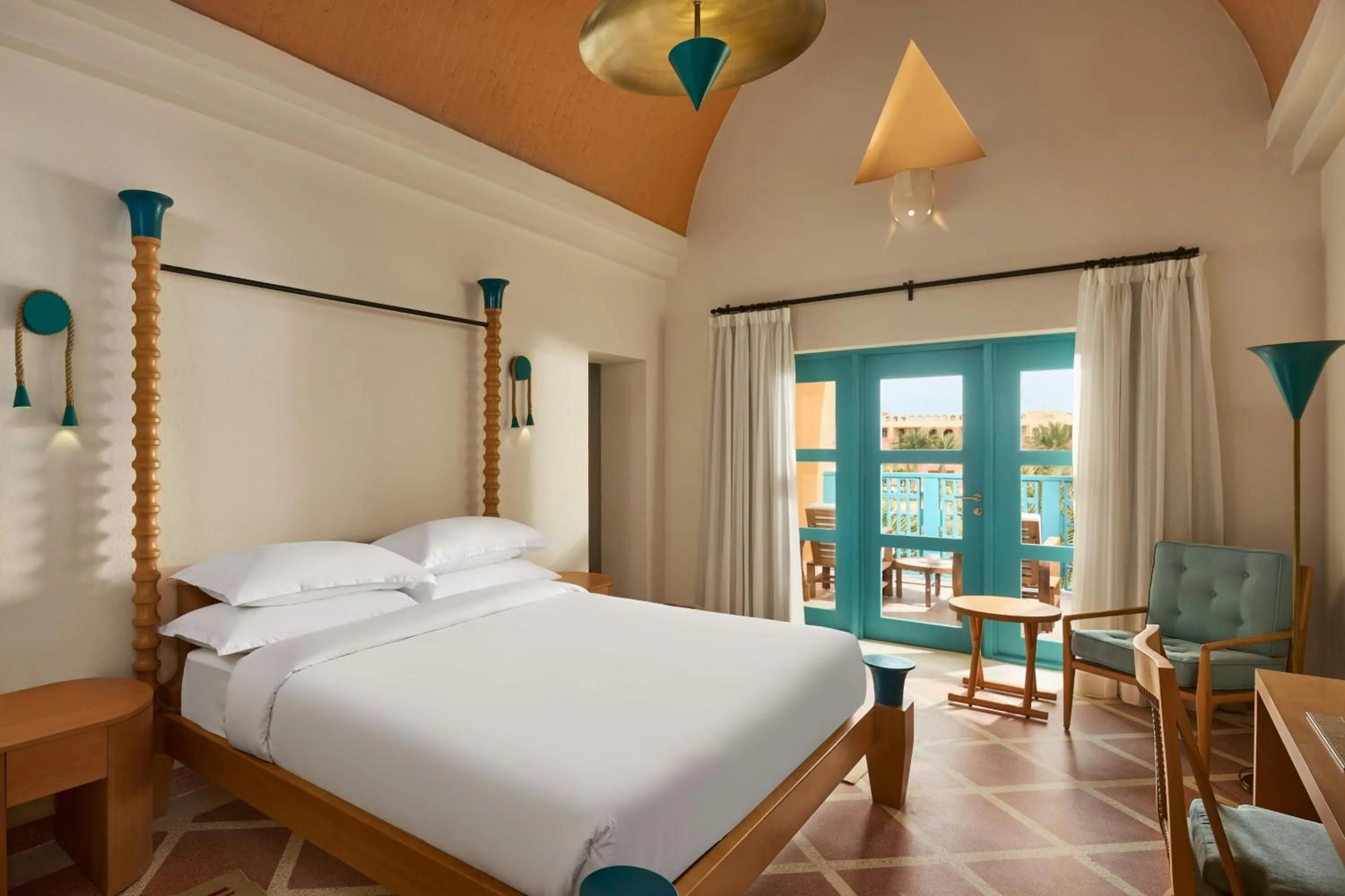 Bedroom, Bed in Sheraton Miramar Resort El Gouna