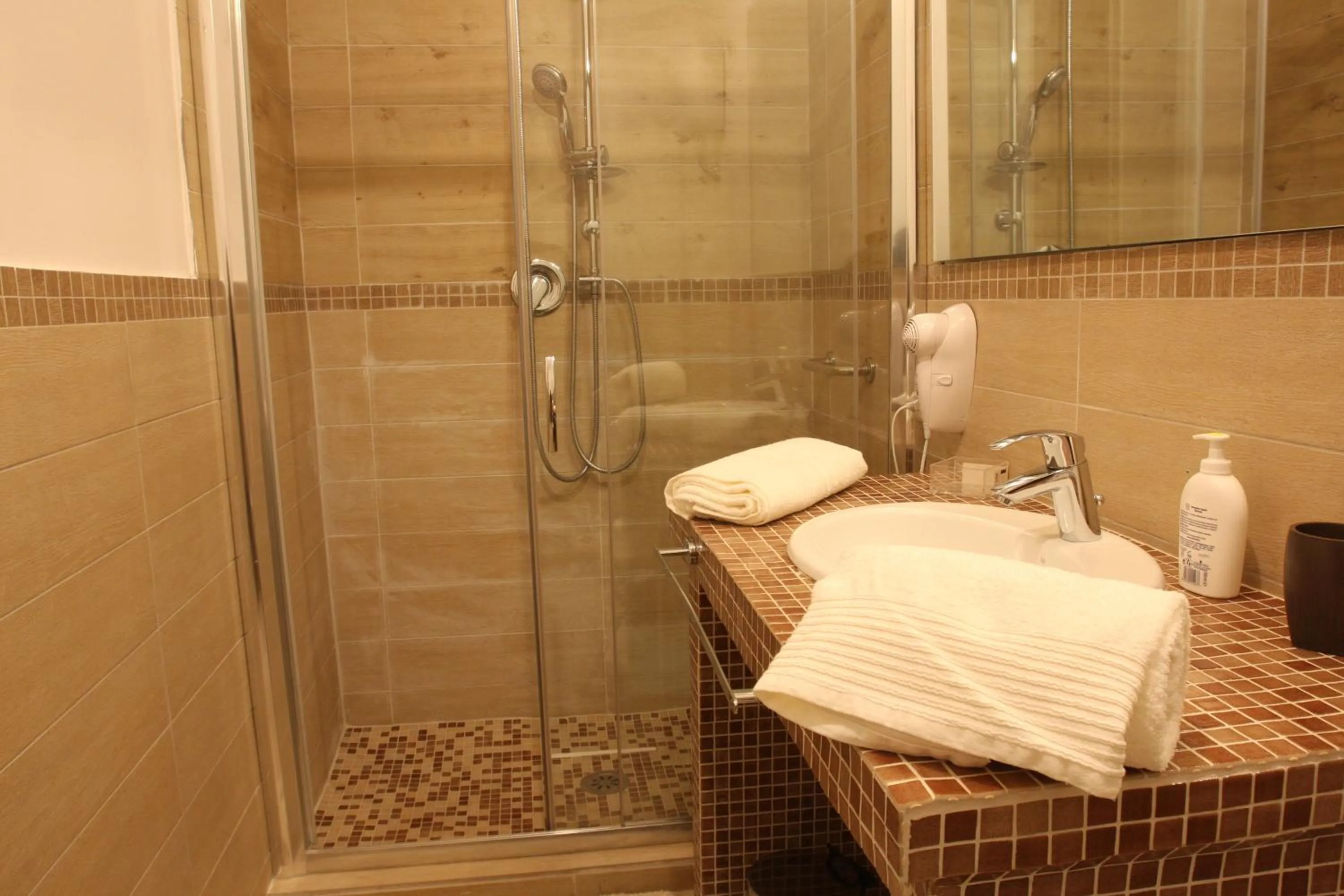 Shower in Base Napoli Mergellina