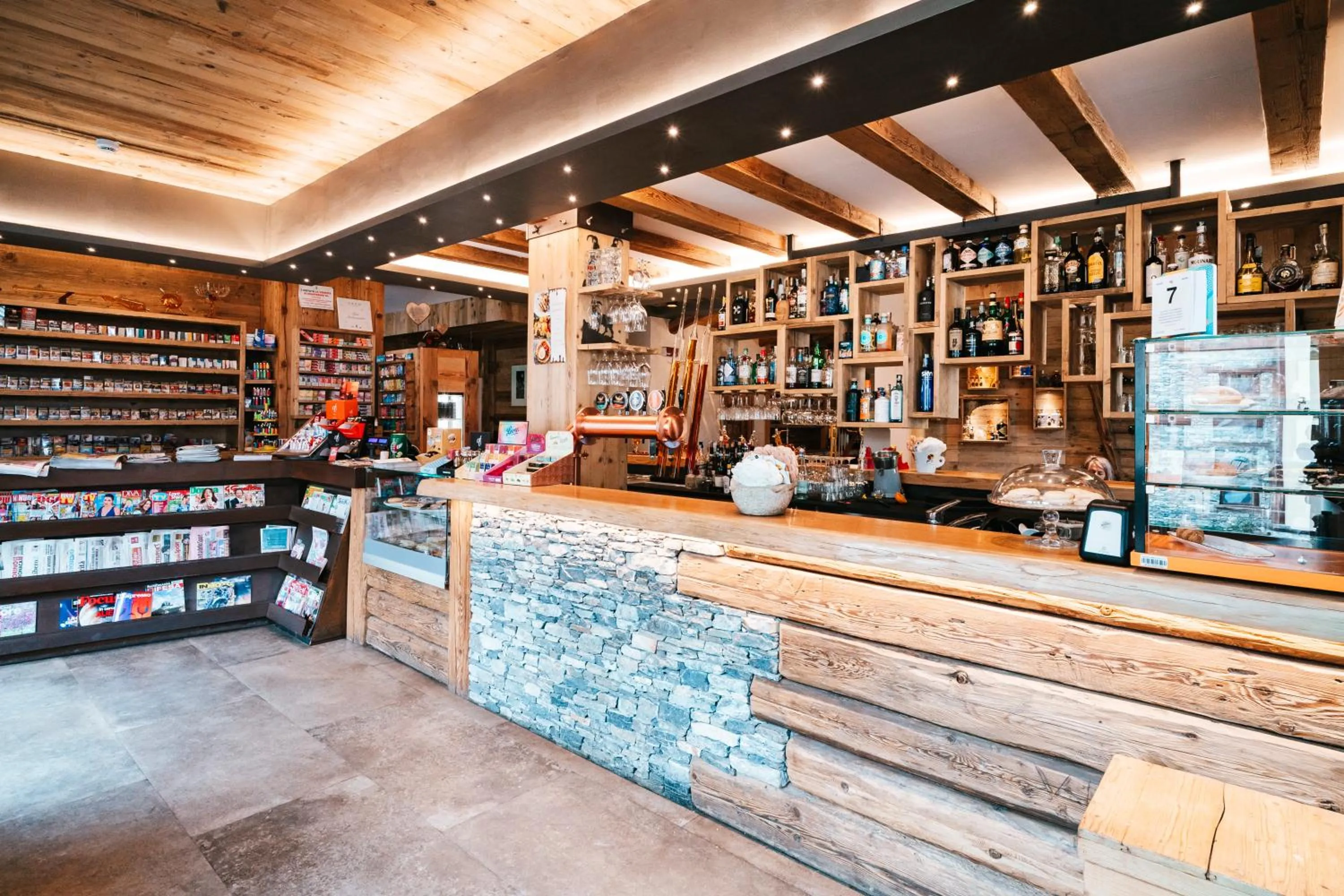 Lounge or bar in Serendipity Hotel