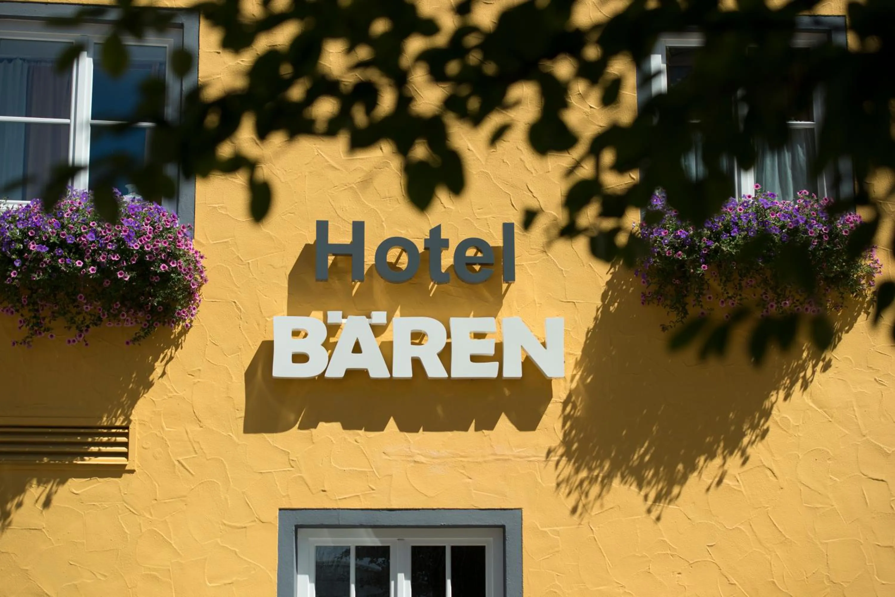 Logo/Certificate/Sign in Hotel Restaurant Bären