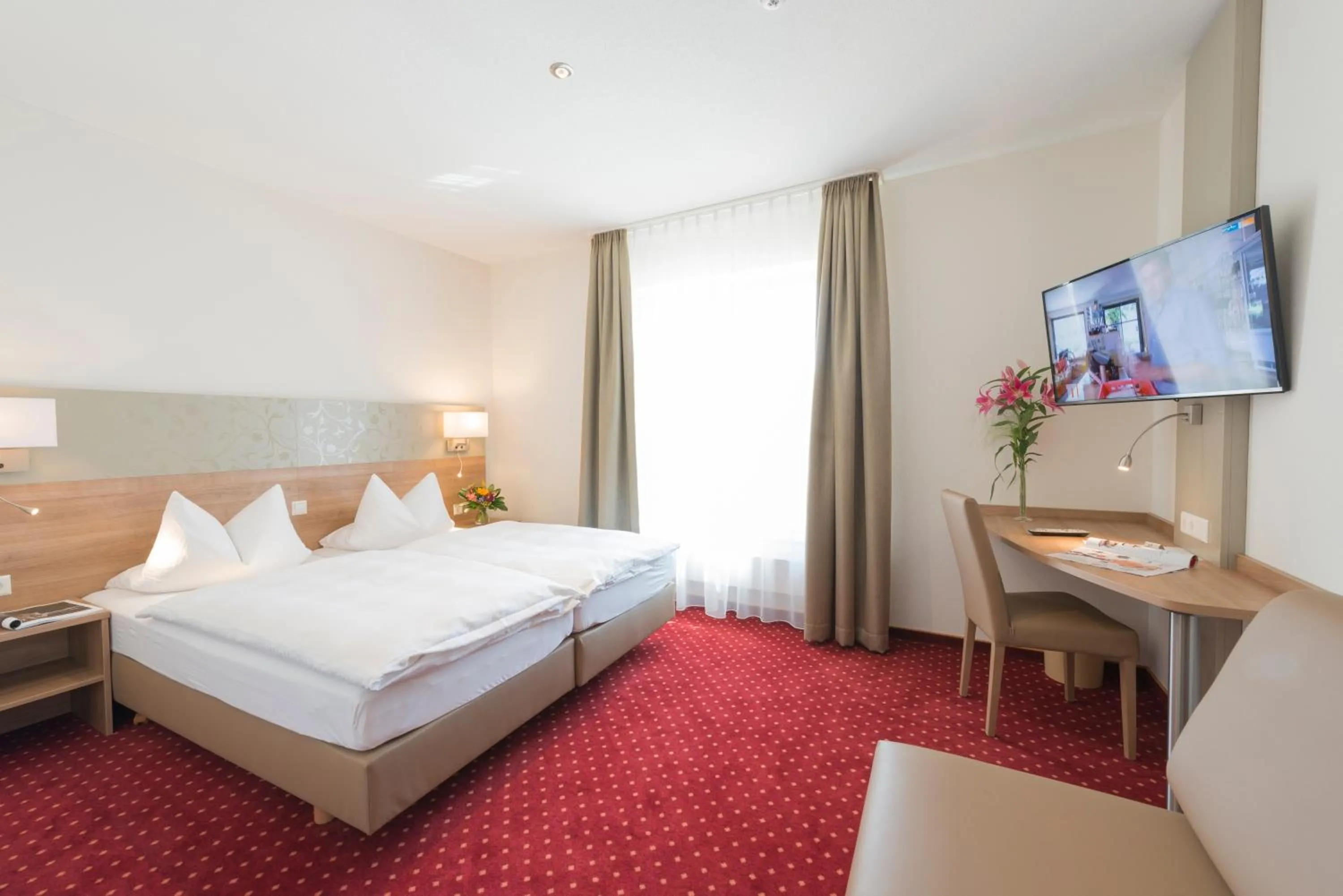 Photo of the whole room, Bed in Hotel Restaurant Bären