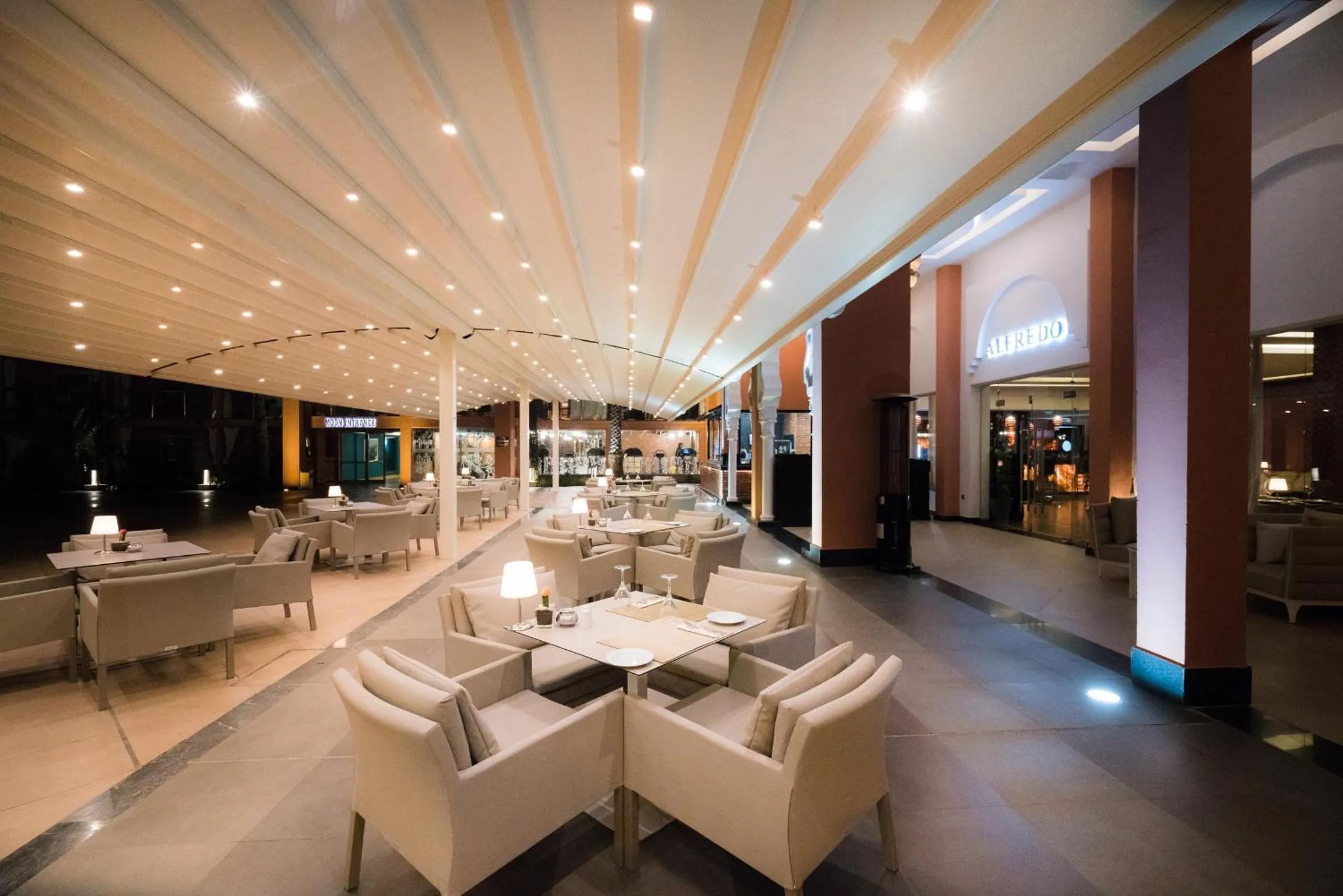 Restaurant/places to eat in Savoy Le Grand Hotel Marrakech