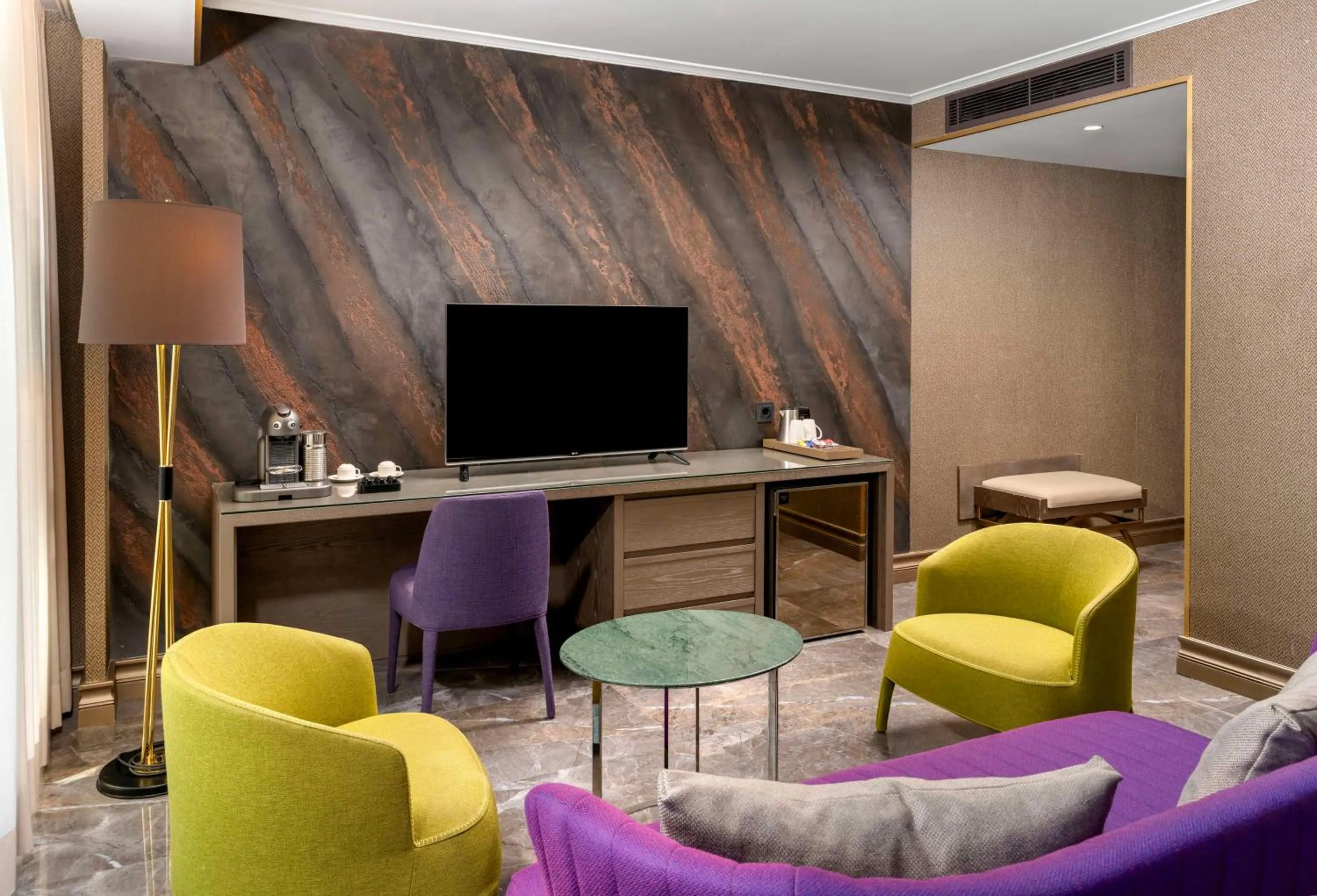 Photo of the whole room in Radisson Blu Hotel Istanbul Ottomare