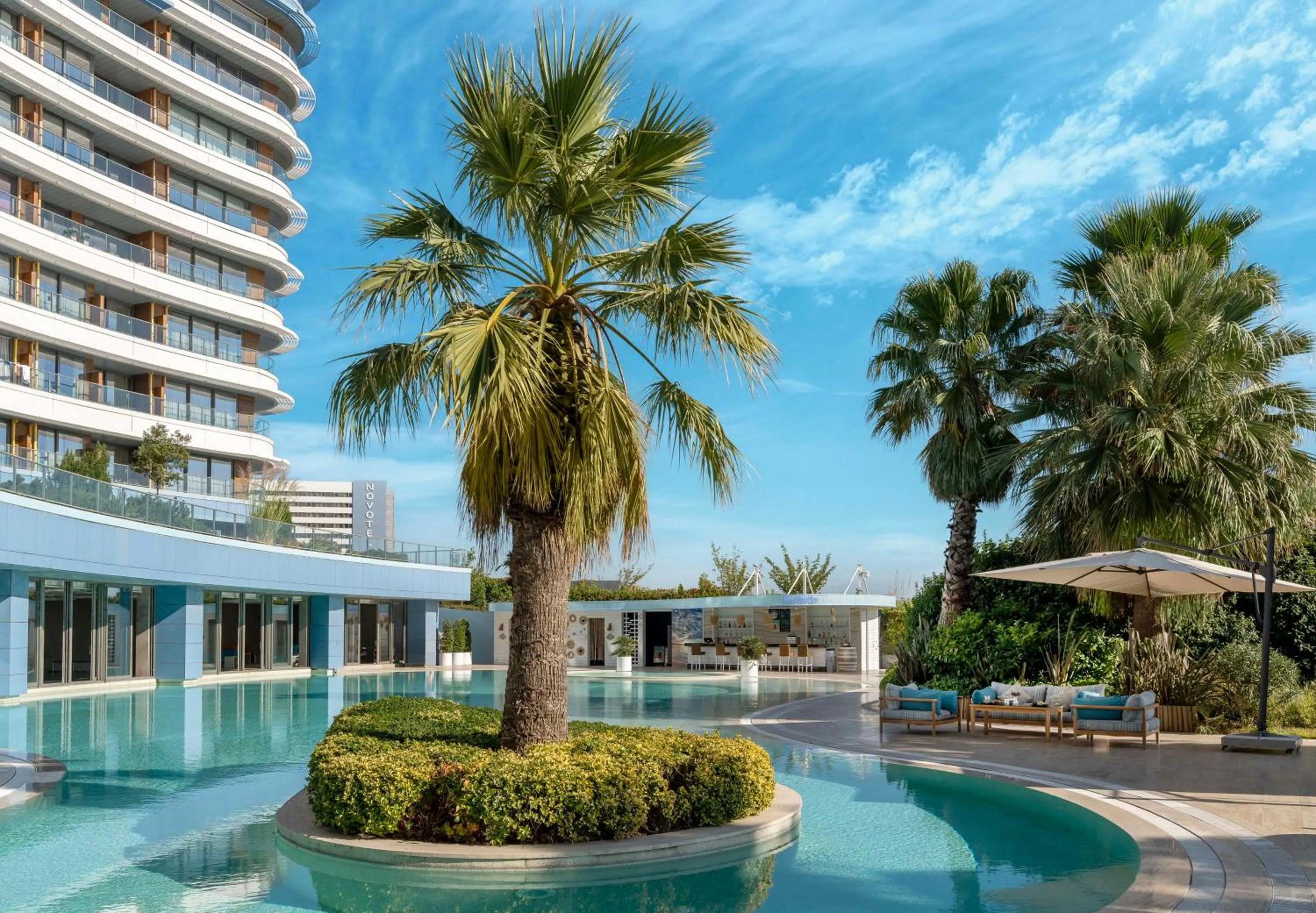 Property building in Radisson Blu Hotel Istanbul Ottomare