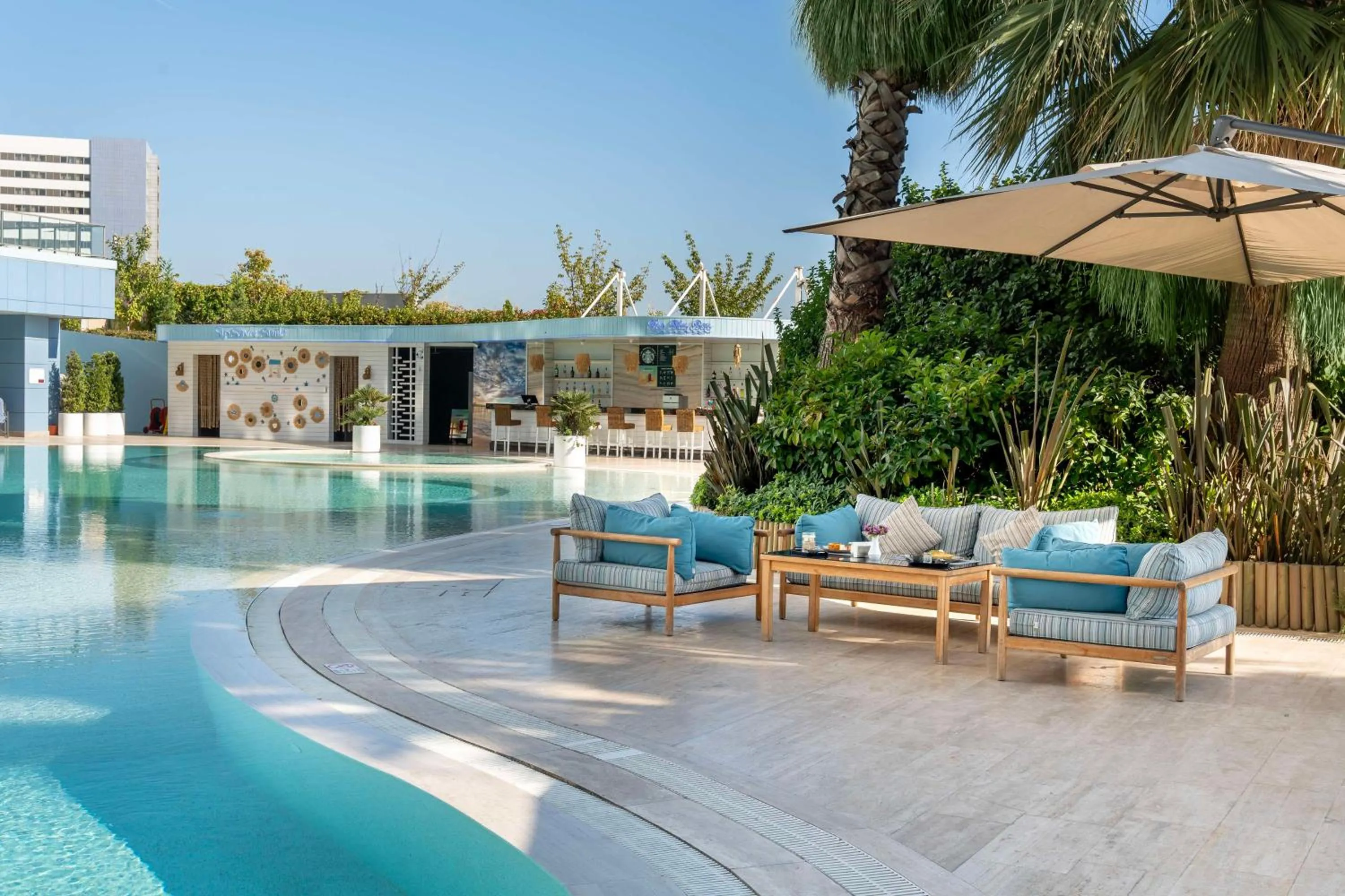 Pool view in Radisson Blu Hotel Istanbul Ottomare