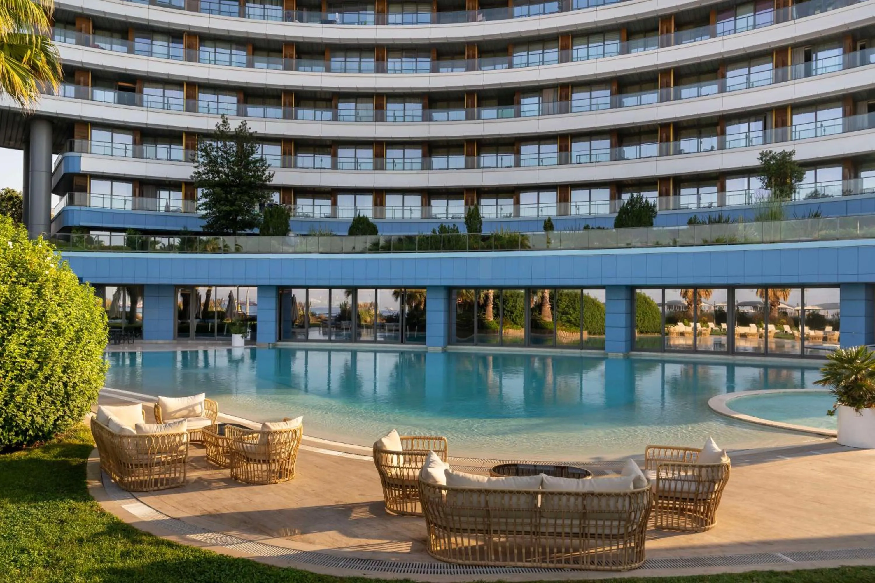 Property building in Radisson Blu Hotel Istanbul Ottomare