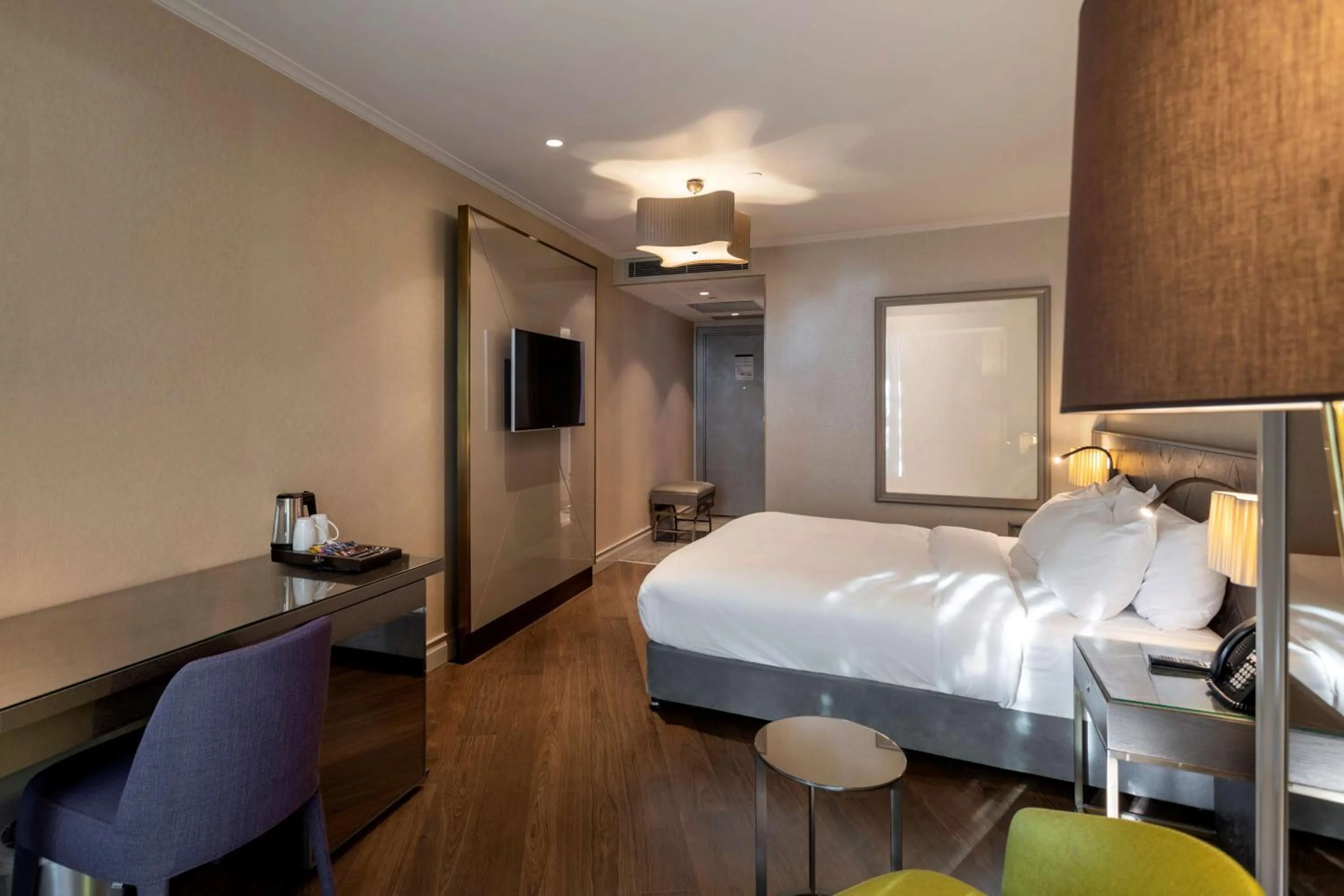 Bed in Radisson Blu Hotel Istanbul Ottomare