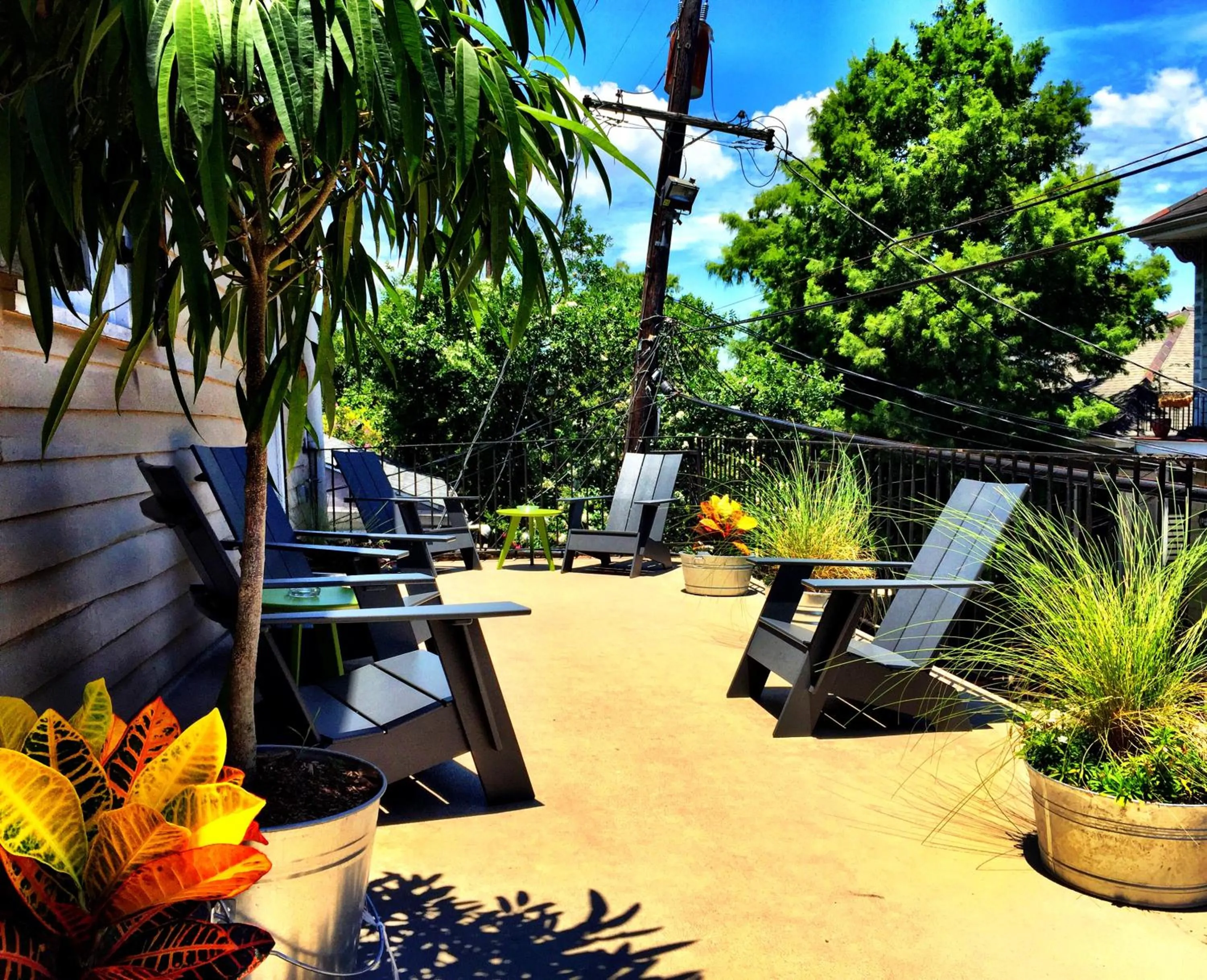 Patio in Royal Street Inn & Bar