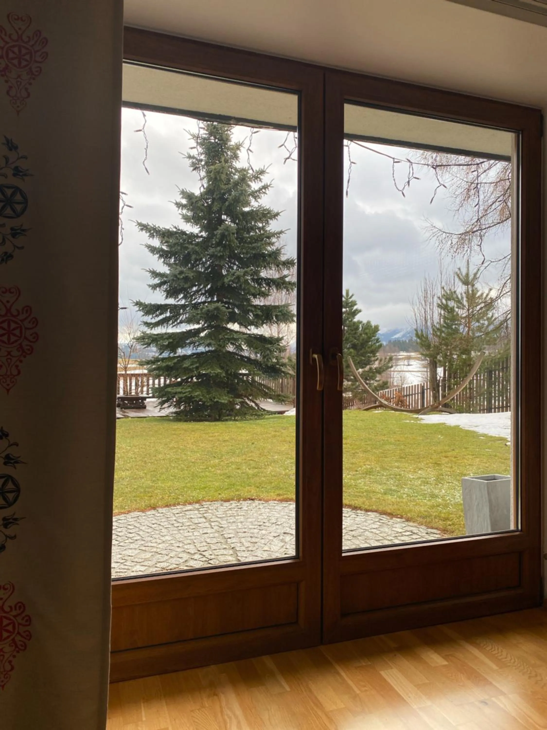 Garden in Siumno Izba B&B Brzegi