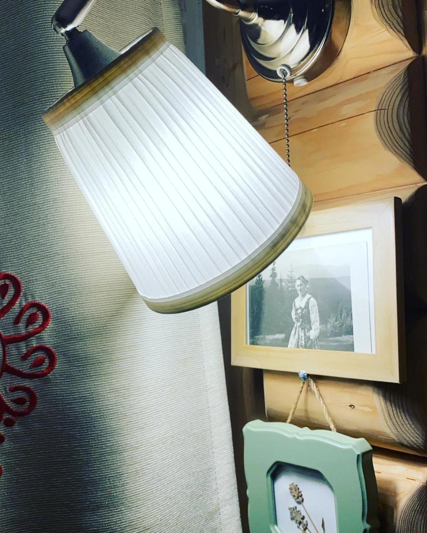 Photo of the whole room in Siumno Izba B&B Brzegi