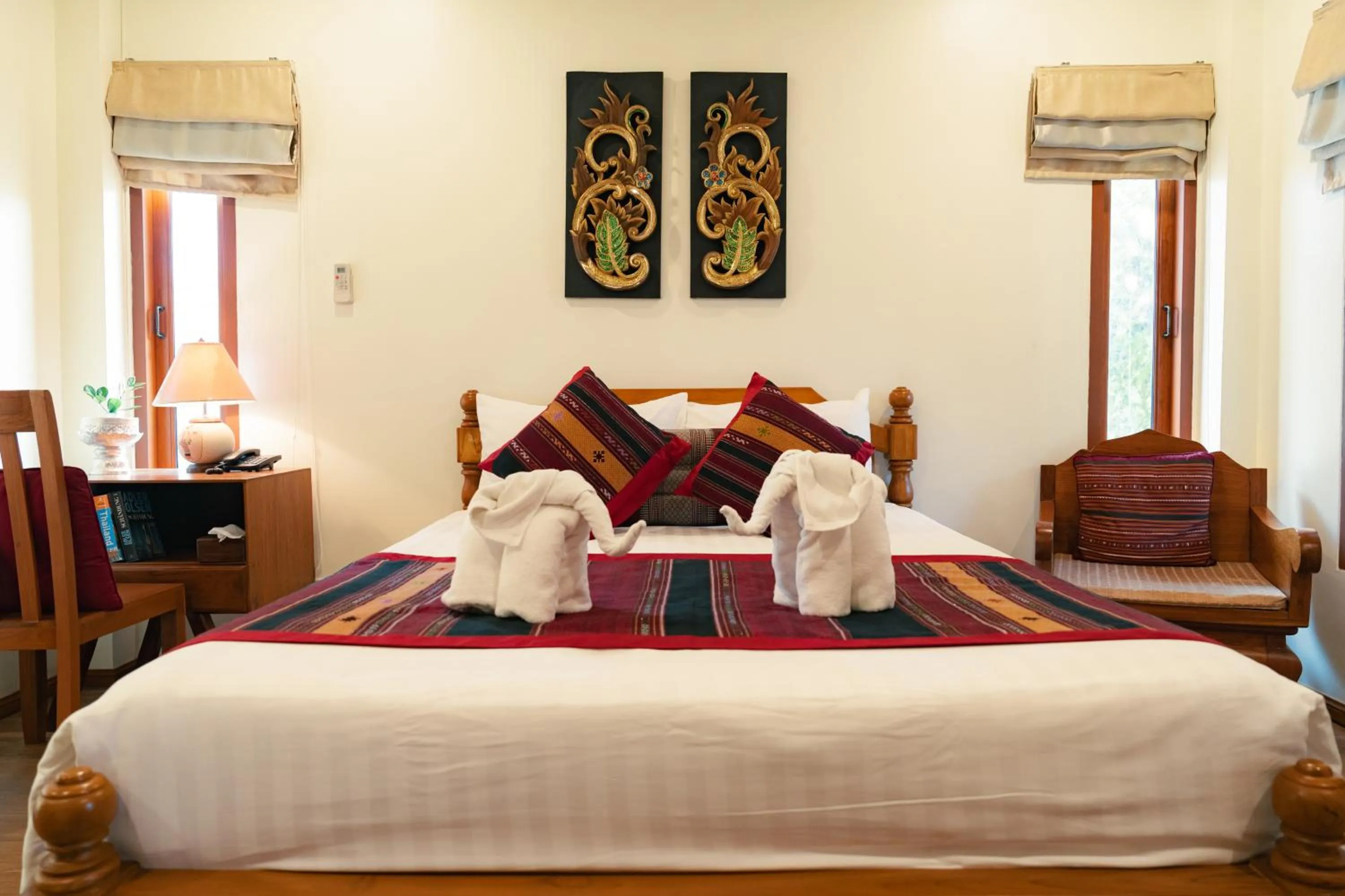 Photo of the whole room, Bed in Gordnuea Boutique House