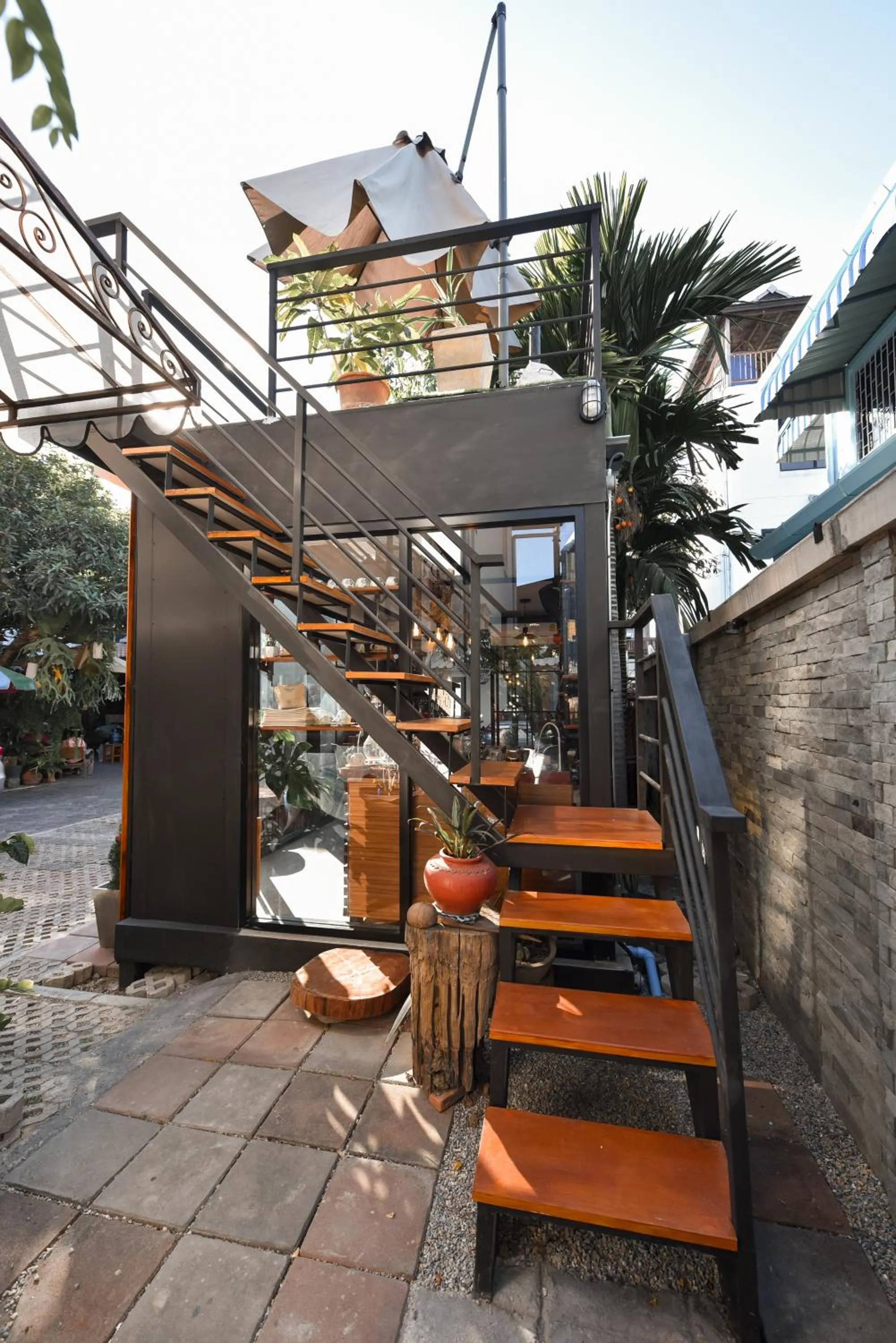 Coffee/tea facilities in Gordnuea Boutique House