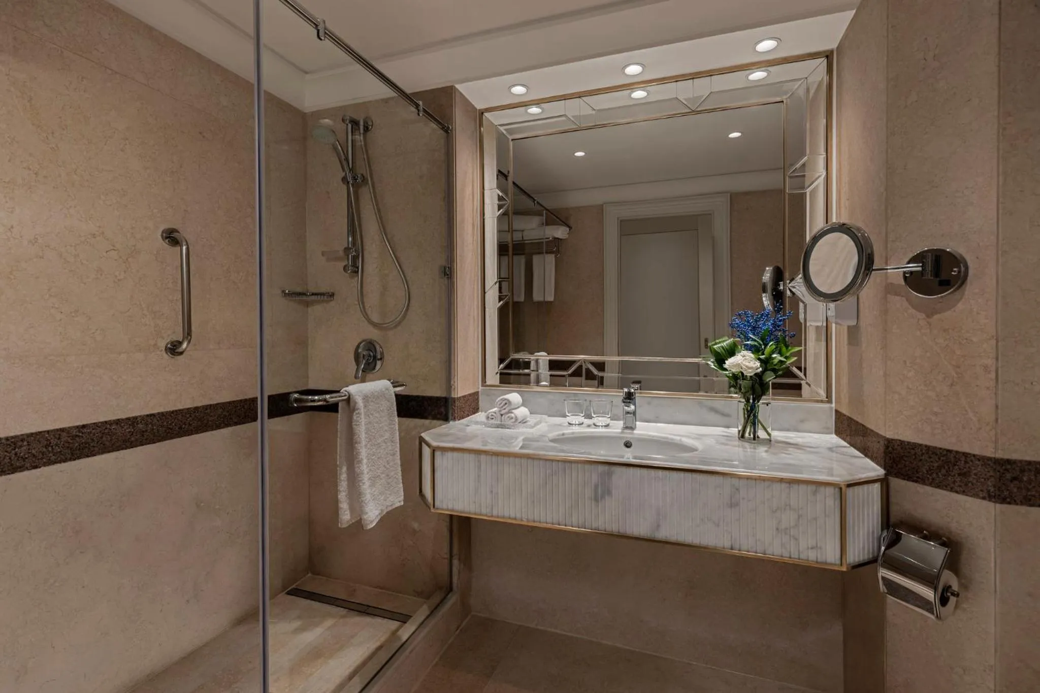 Photo of the whole room in Intercontinental Cairo Citystars by IHG