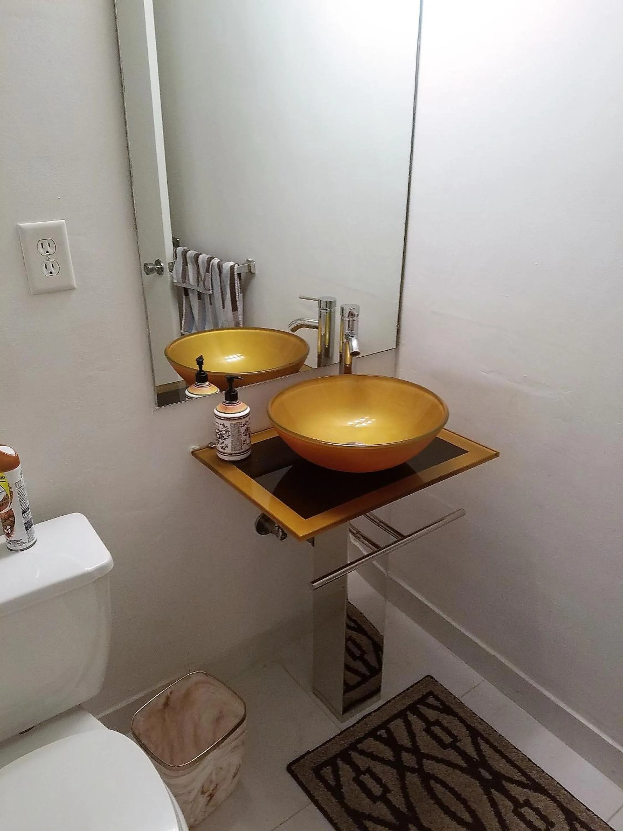 Toilet in Penthouse Ocean Reserve