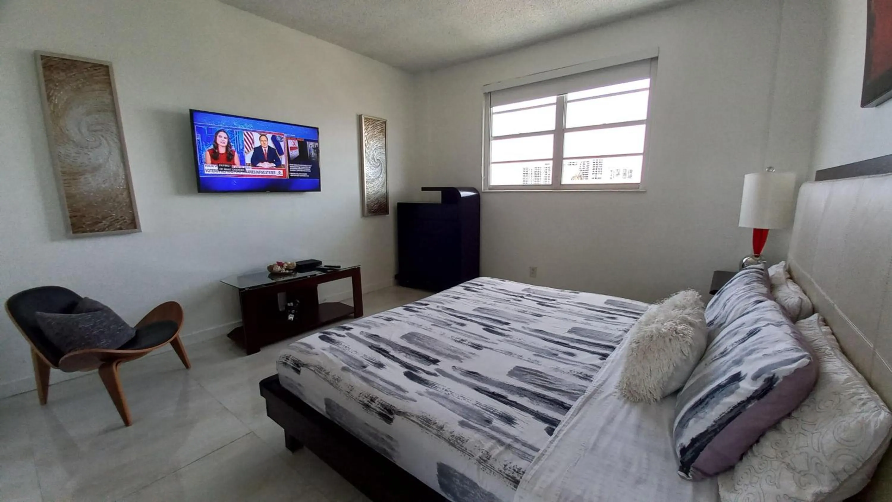 Bed in Penthouse Ocean Reserve