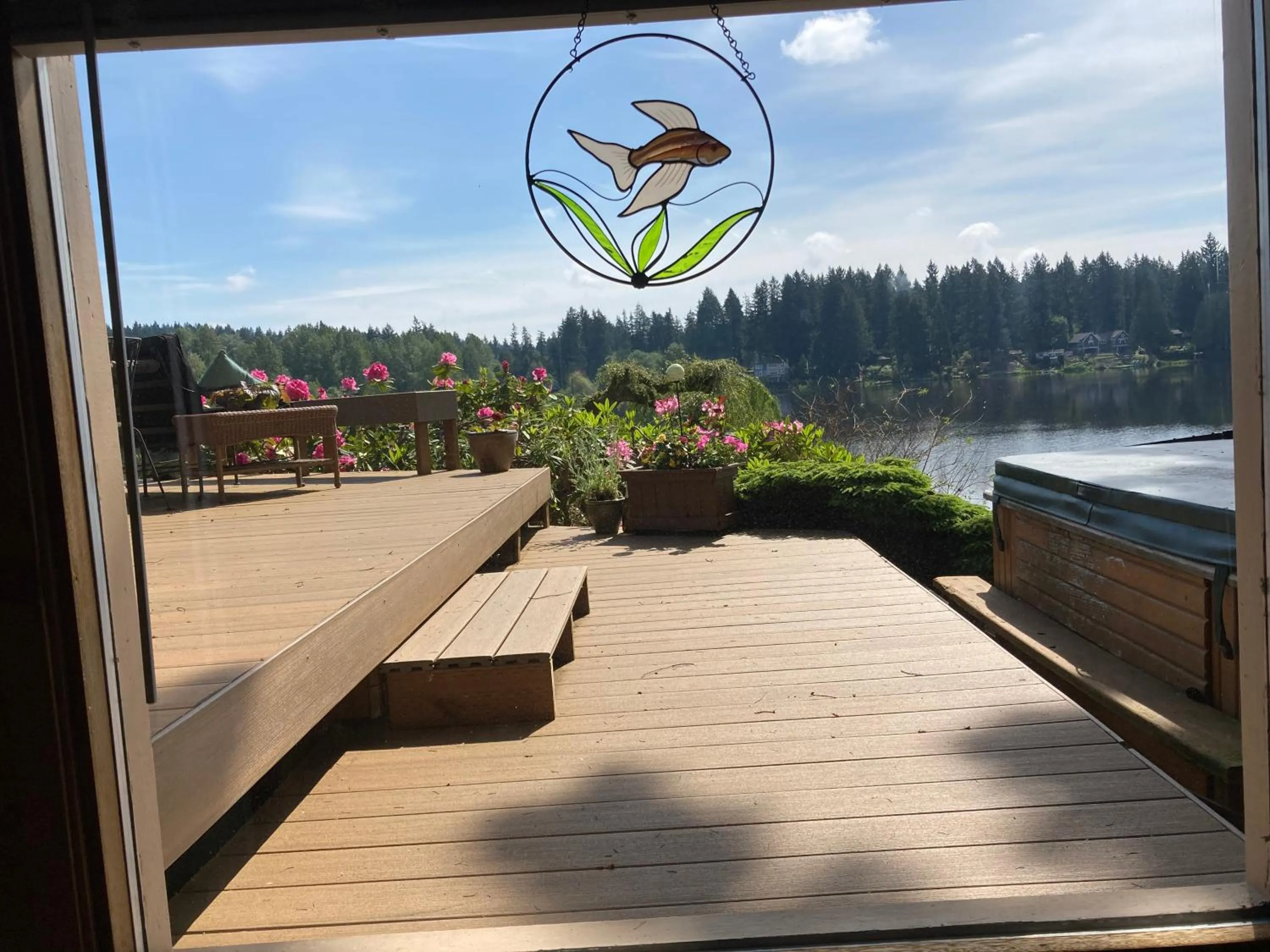 Cottage Lake Bed and Breakfast