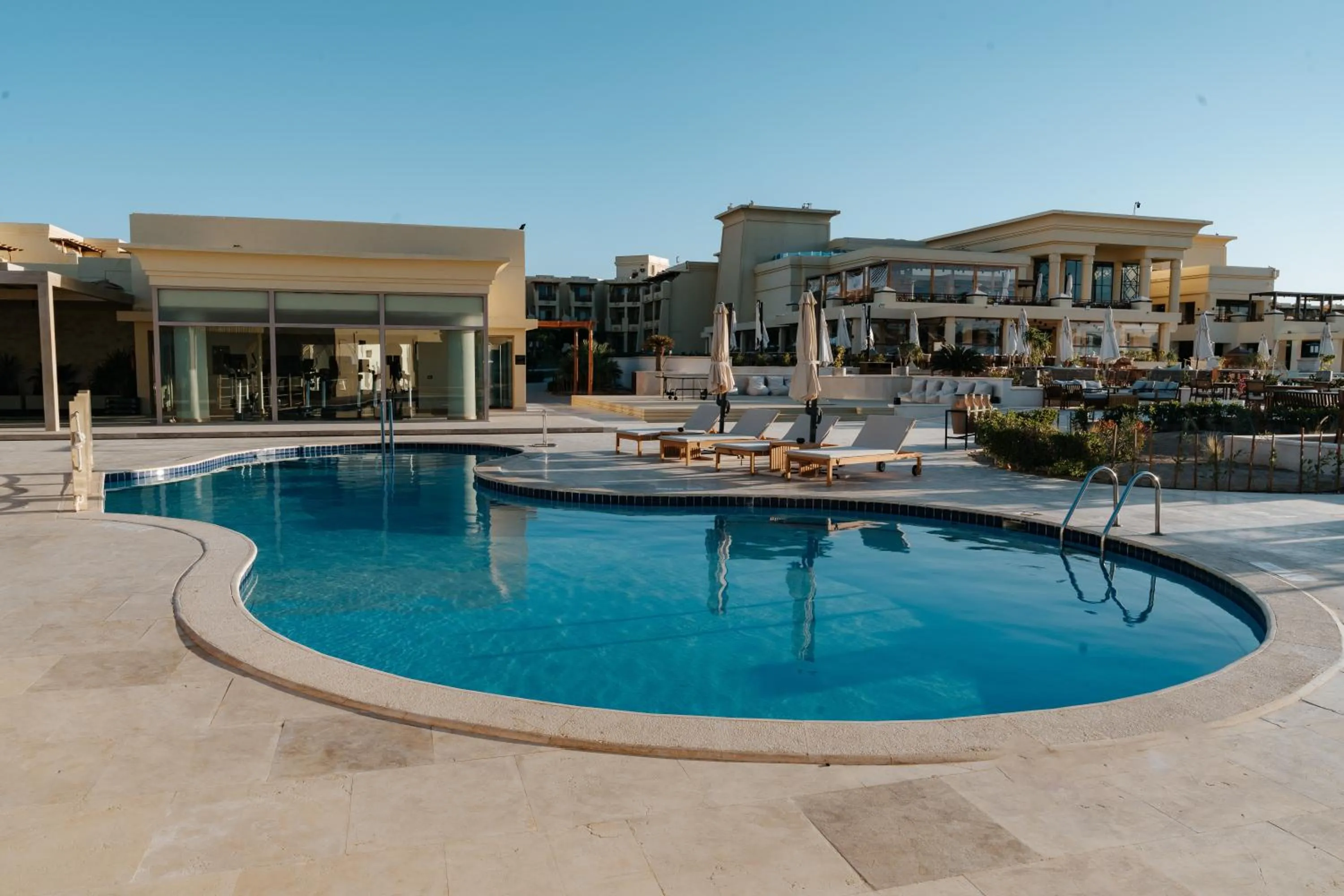 Swimming pool in Sheraton Soma Bay Resort