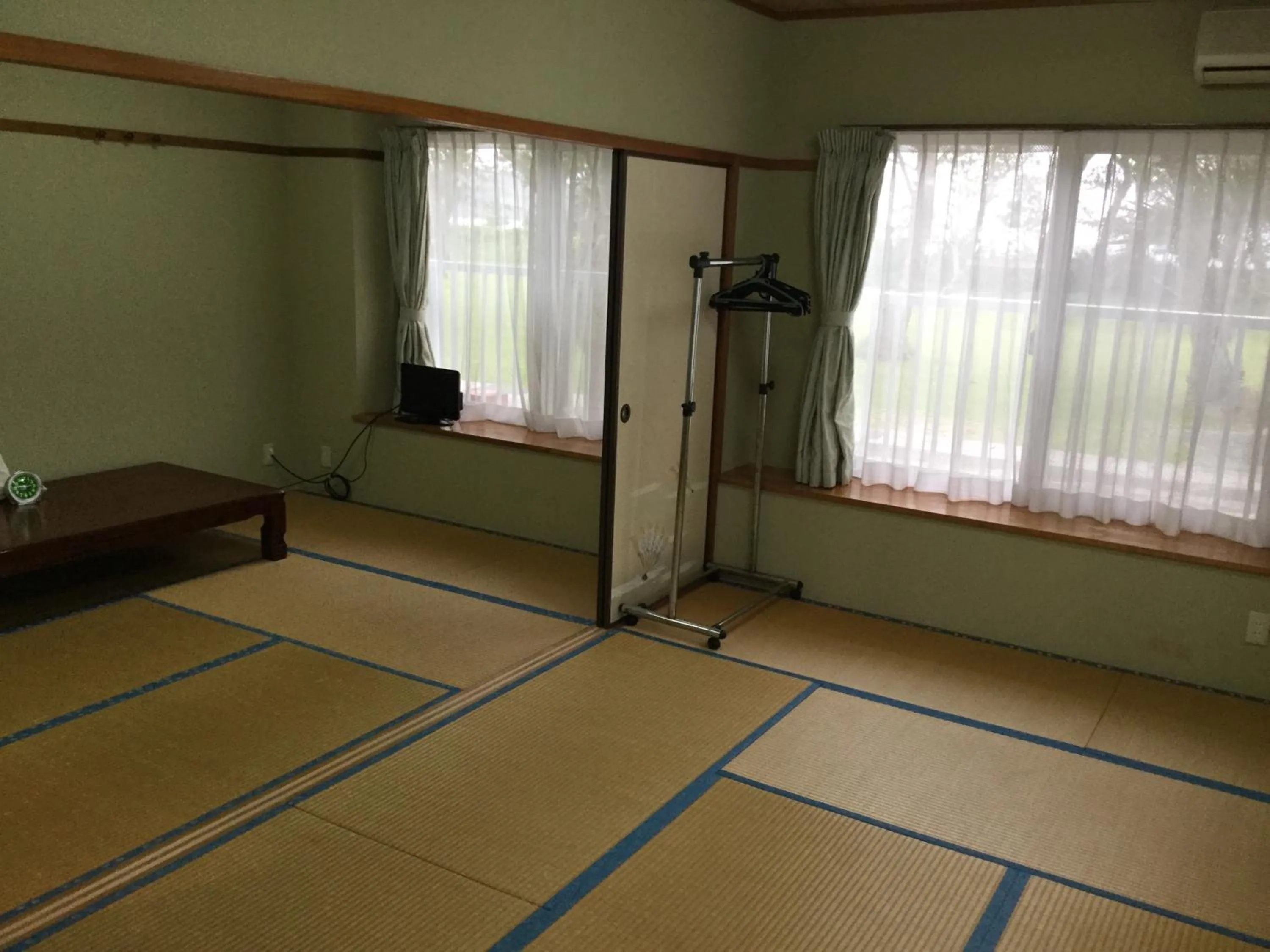 Photo of the whole room in Uminoie Painukaji