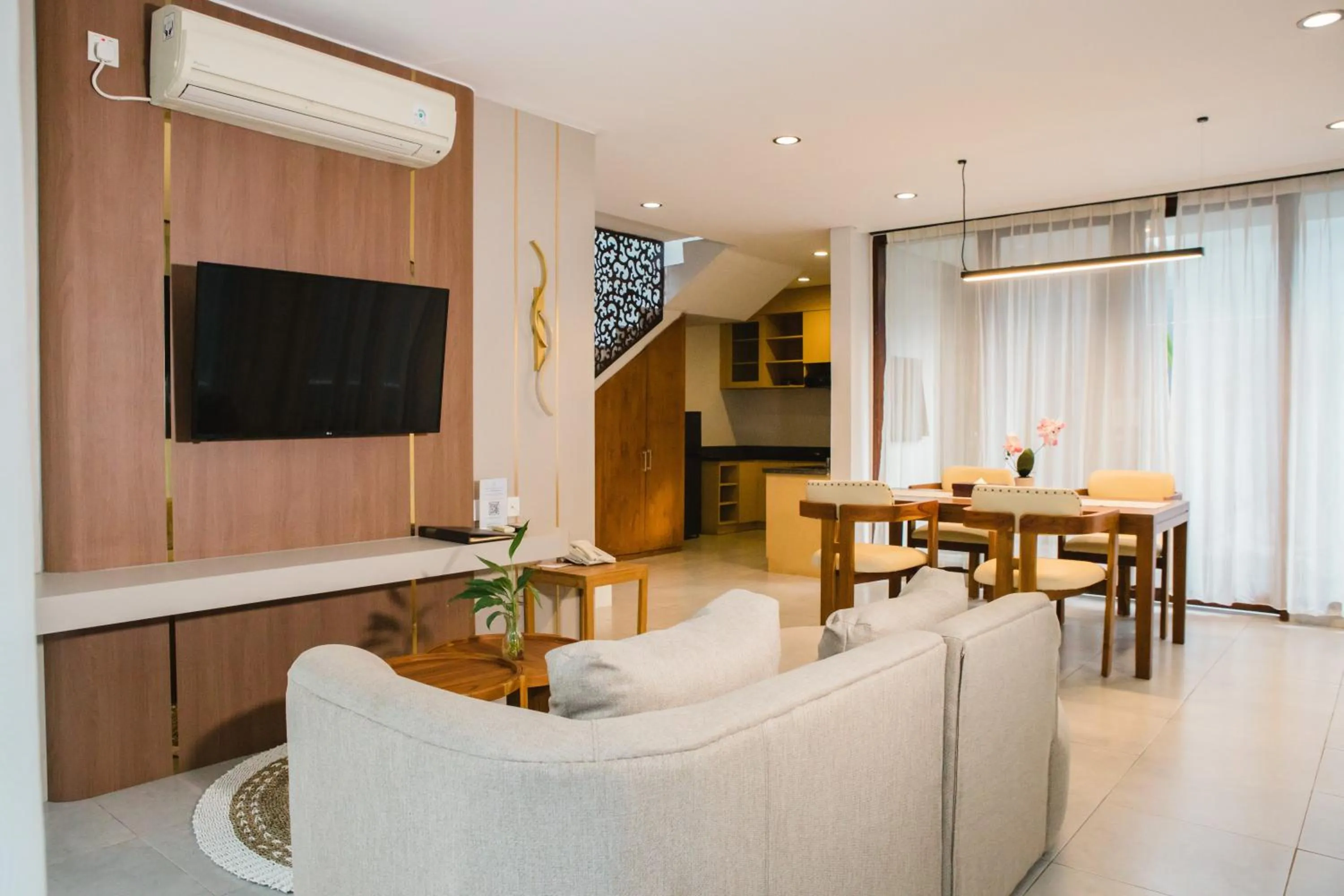 Kitchen or kitchenette in Grand Kesambi Resort and Villas Seminyak