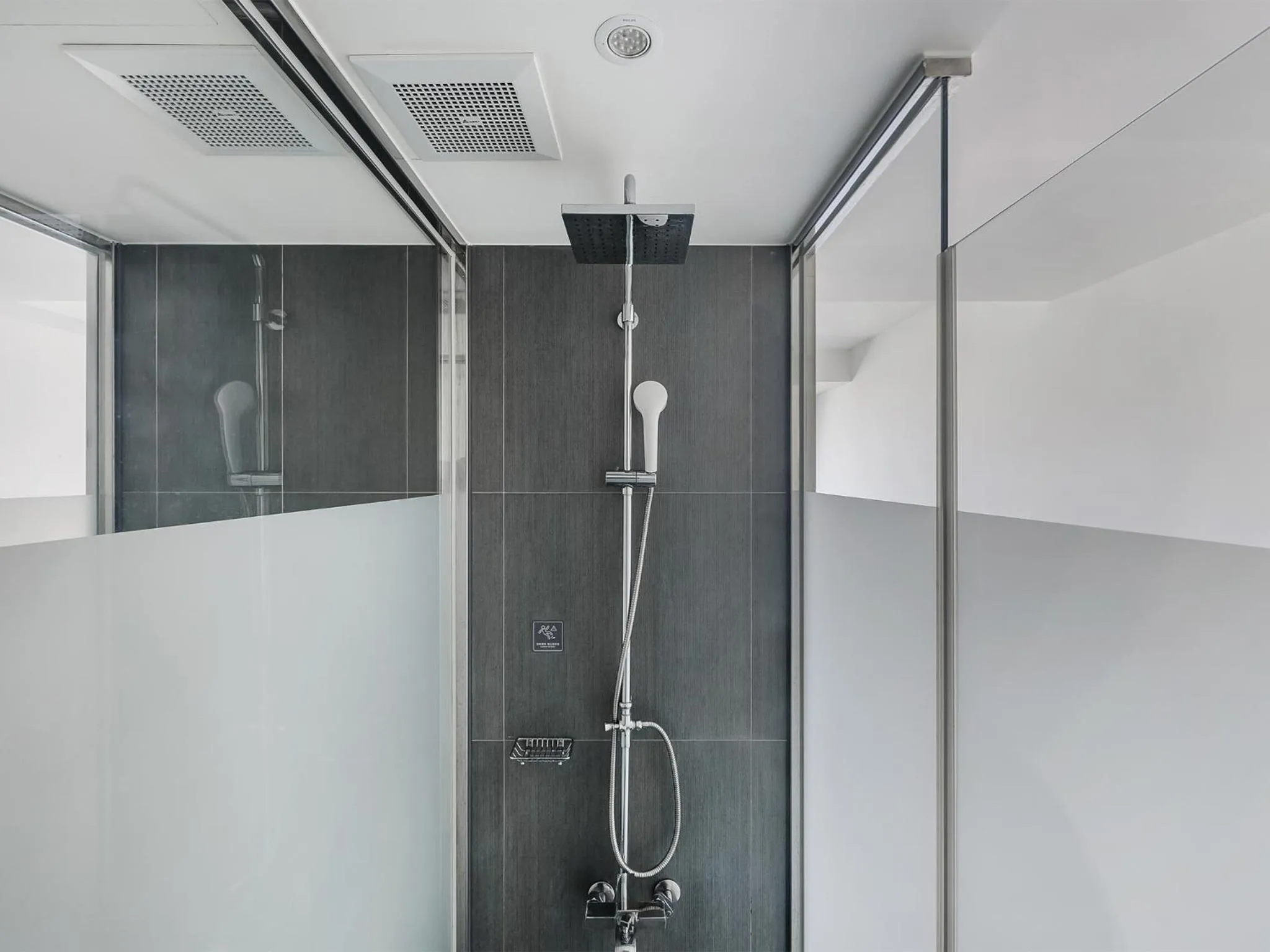 CHECK inn Taichung Liming