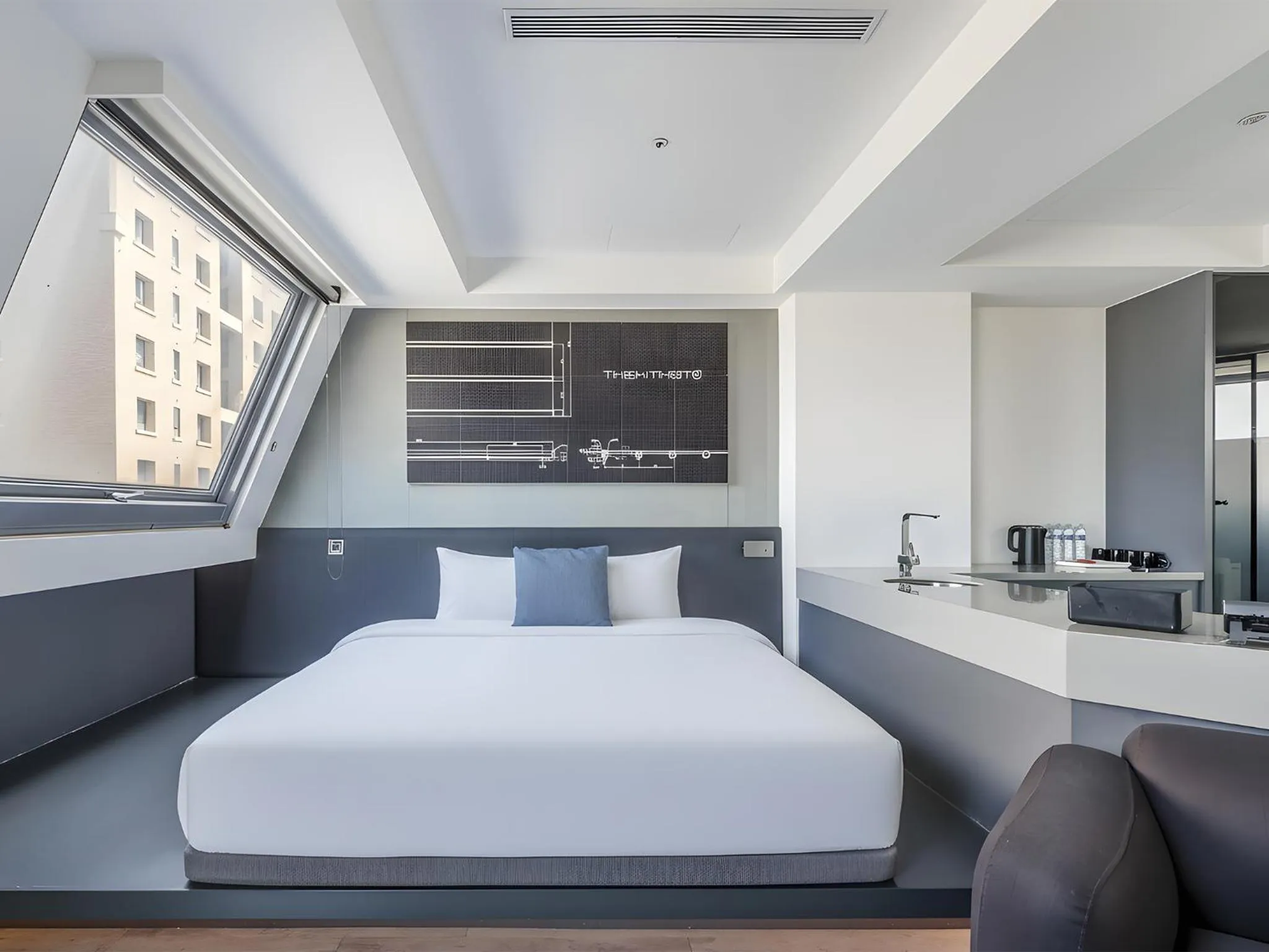 Bed in CHECK inn Taichung Liming