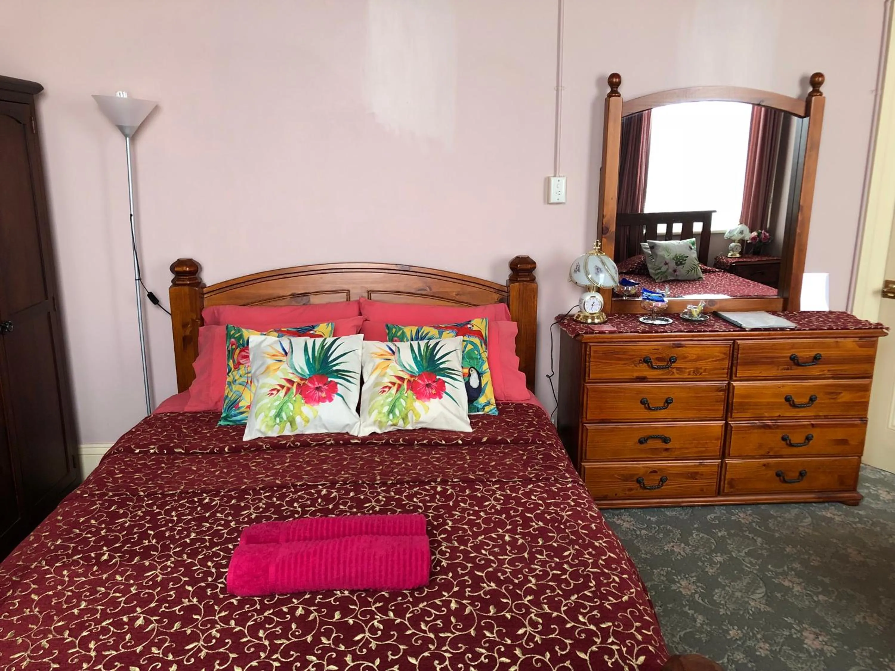 Bed in Albany Foreshore Guest House