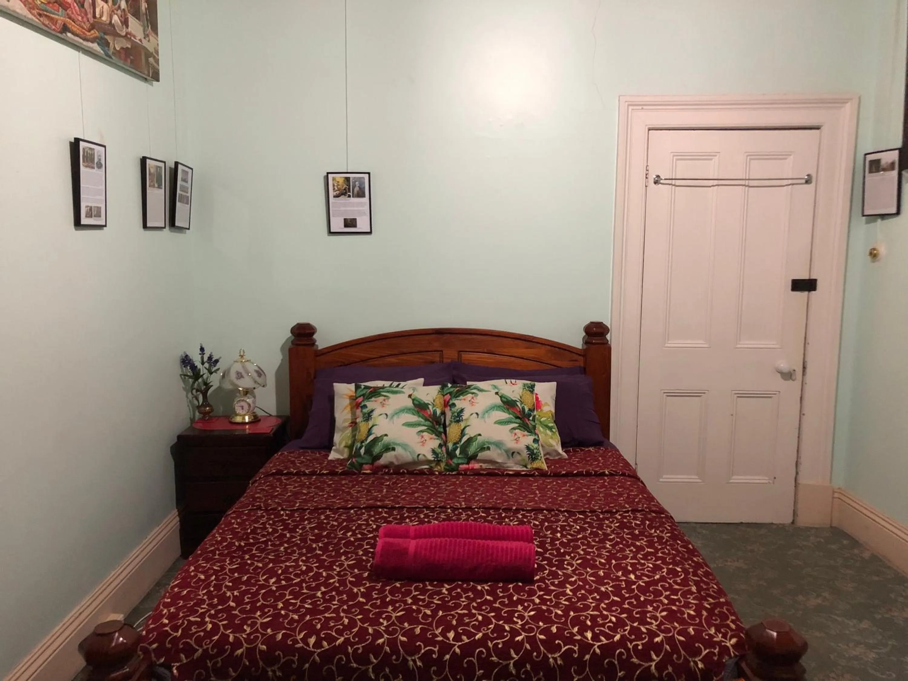 Bed in Albany Foreshore Guest House