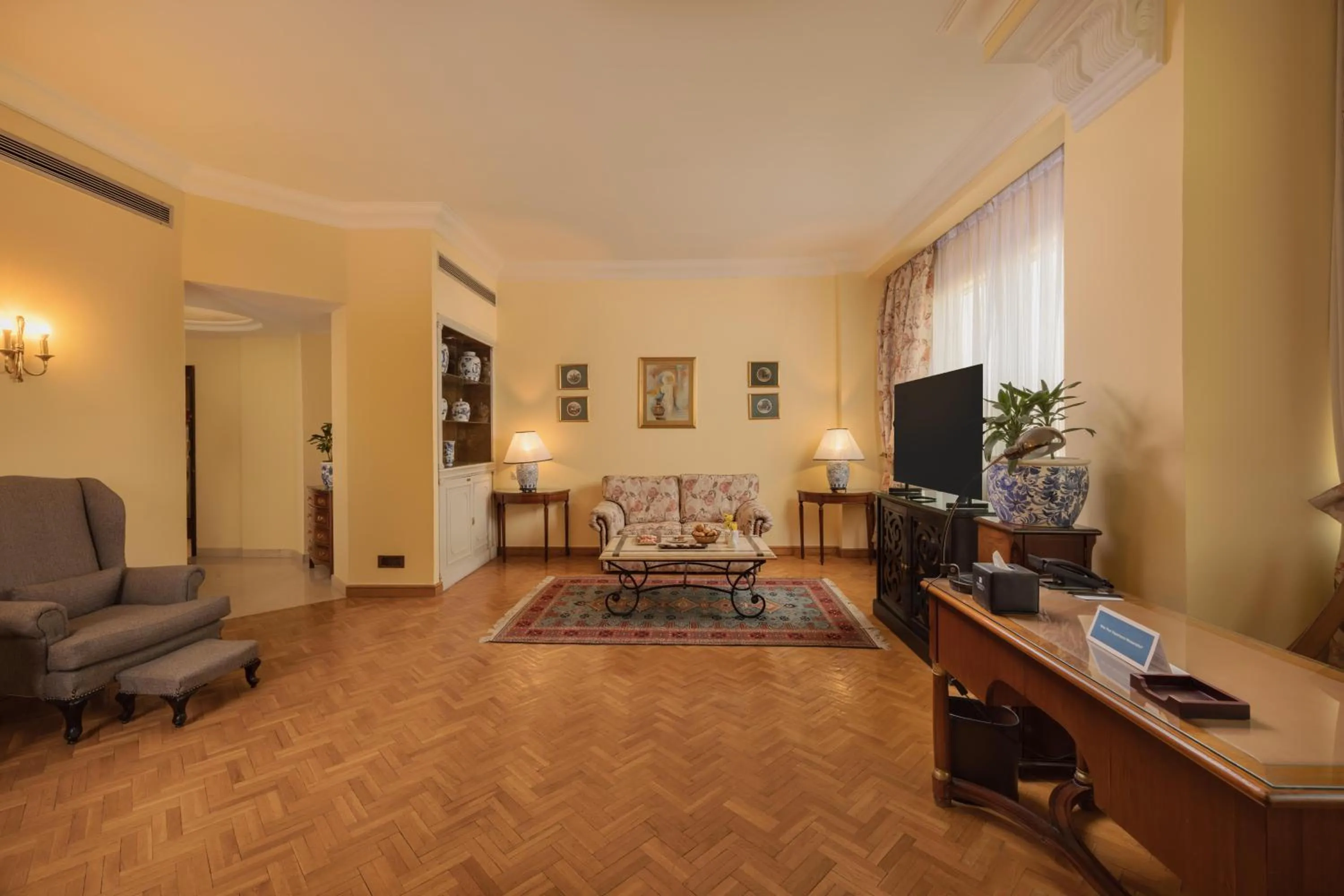 Photo of the whole room in Sonesta Hotel Tower & Casino Cairo