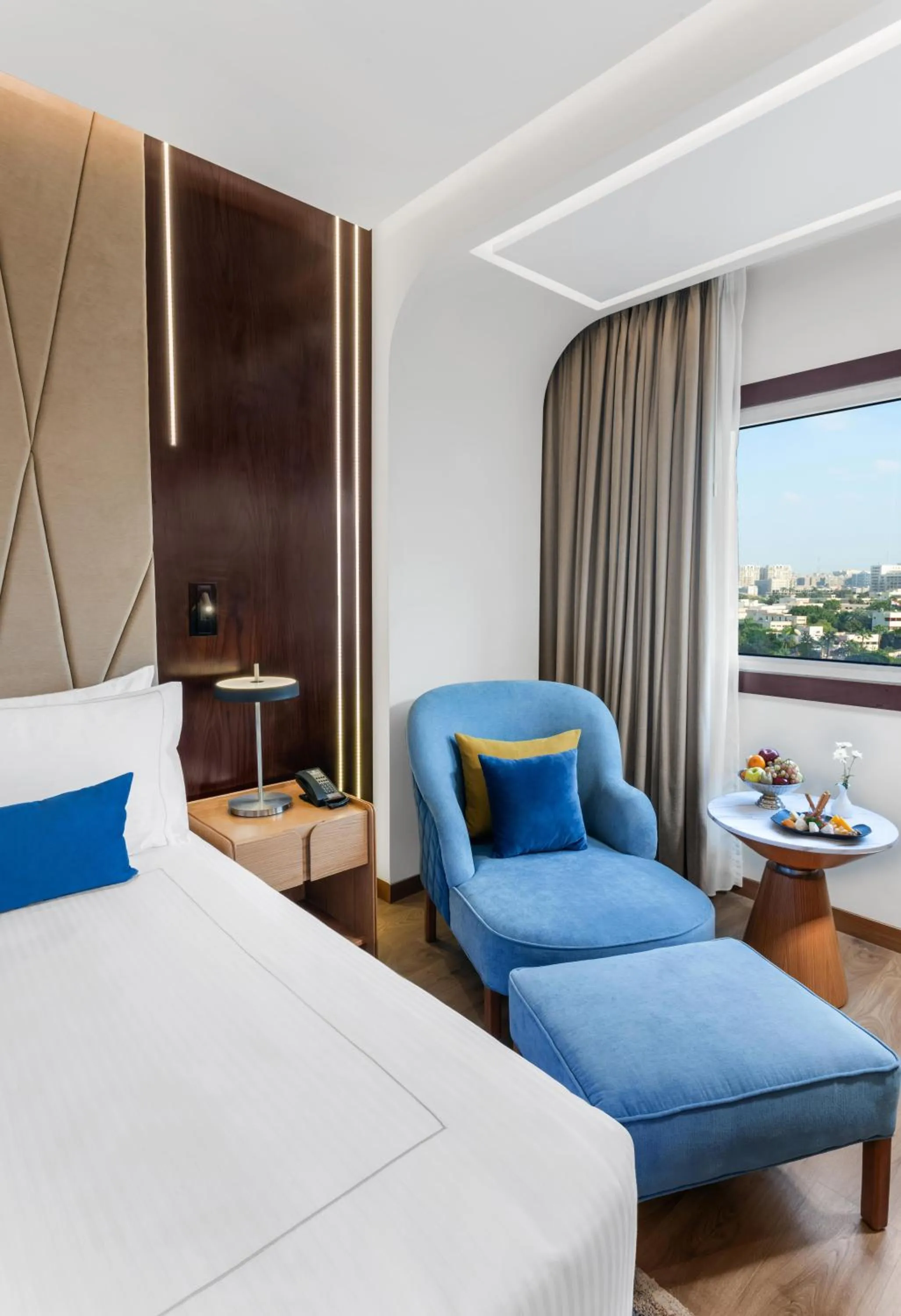 Photo of the whole room, Bed in Sonesta Hotel Tower & Casino Cairo