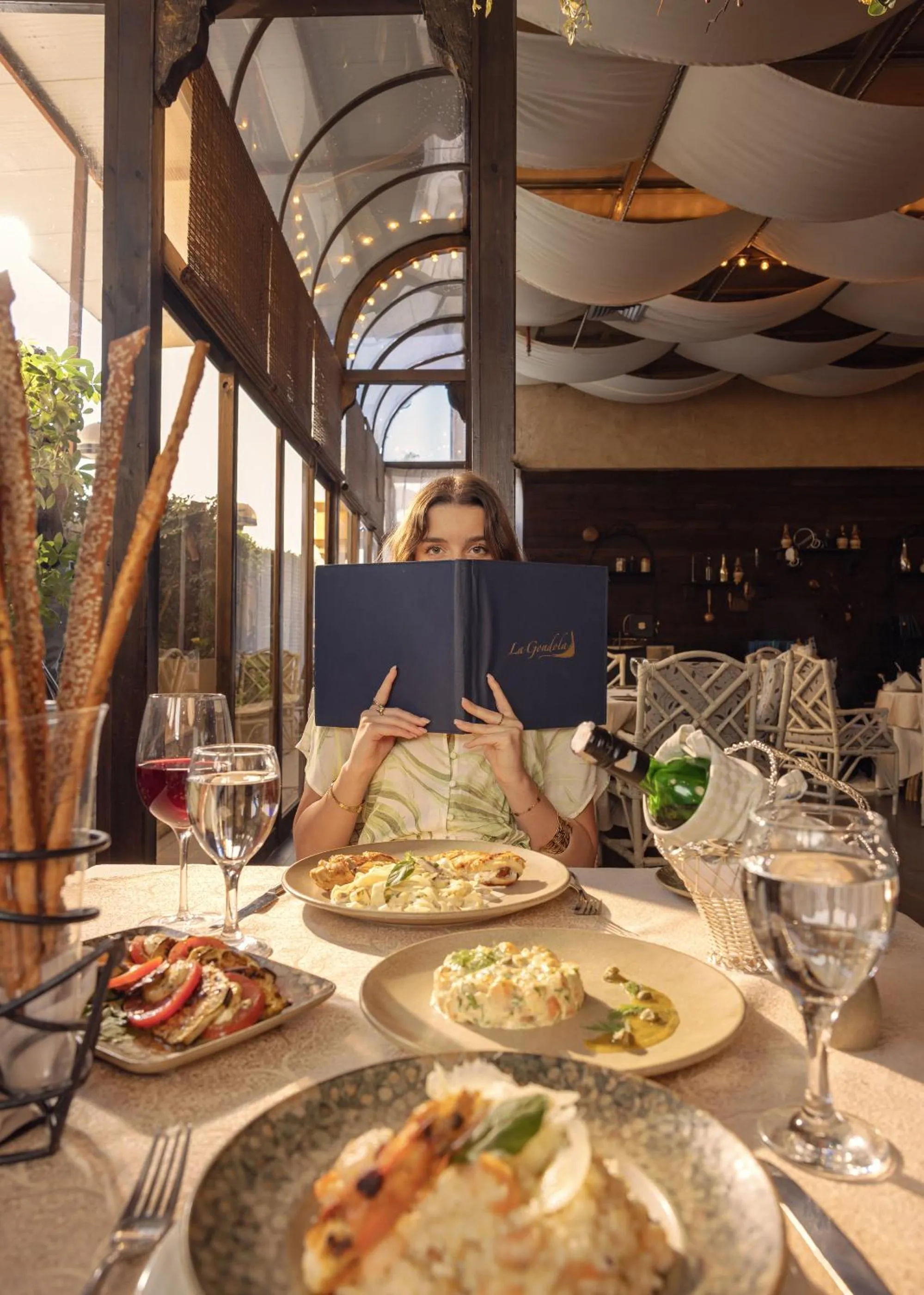 Restaurant/places to eat in Sonesta Hotel Tower & Casino Cairo