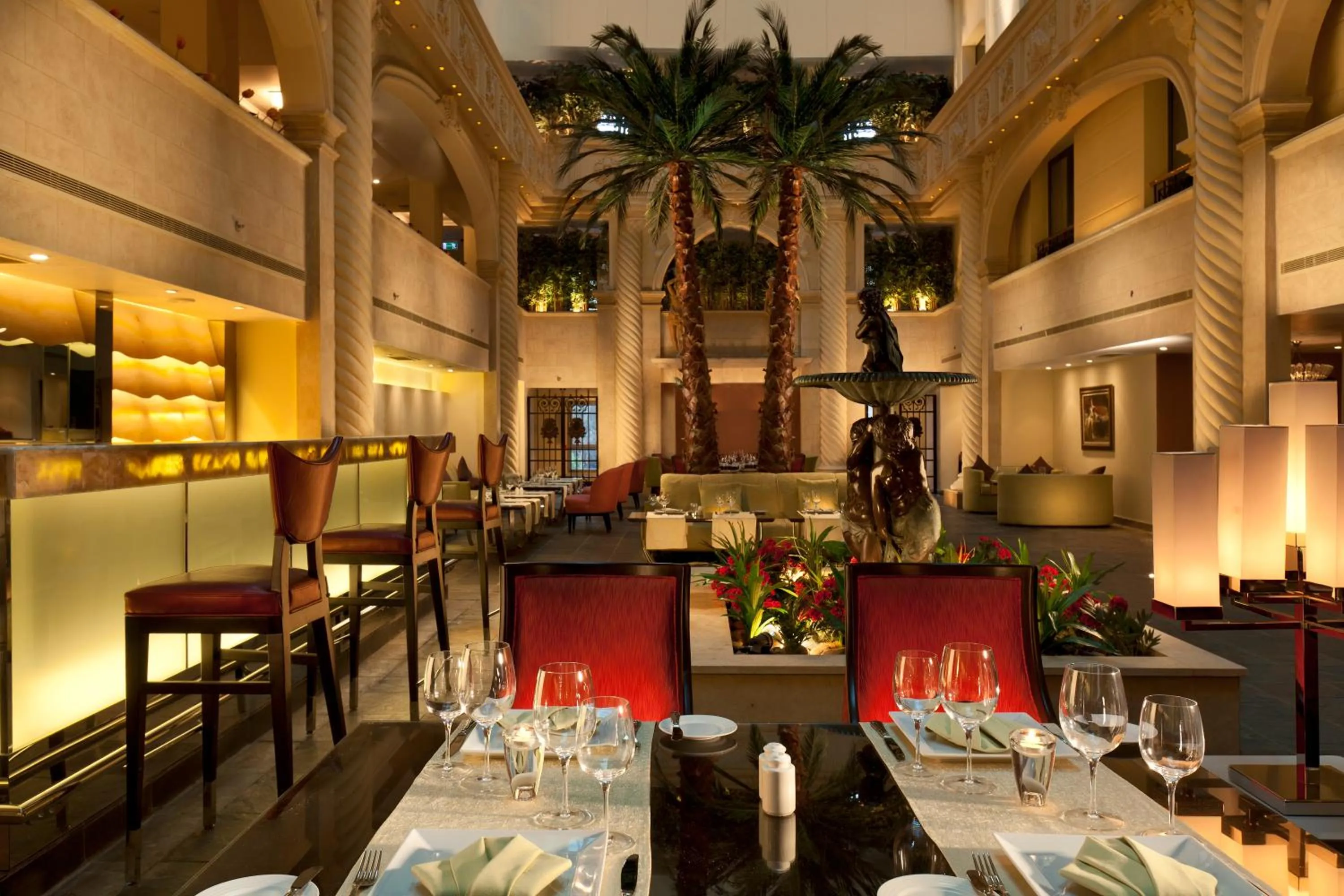 Restaurant/places to eat in Sonesta Hotel Tower & Casino Cairo