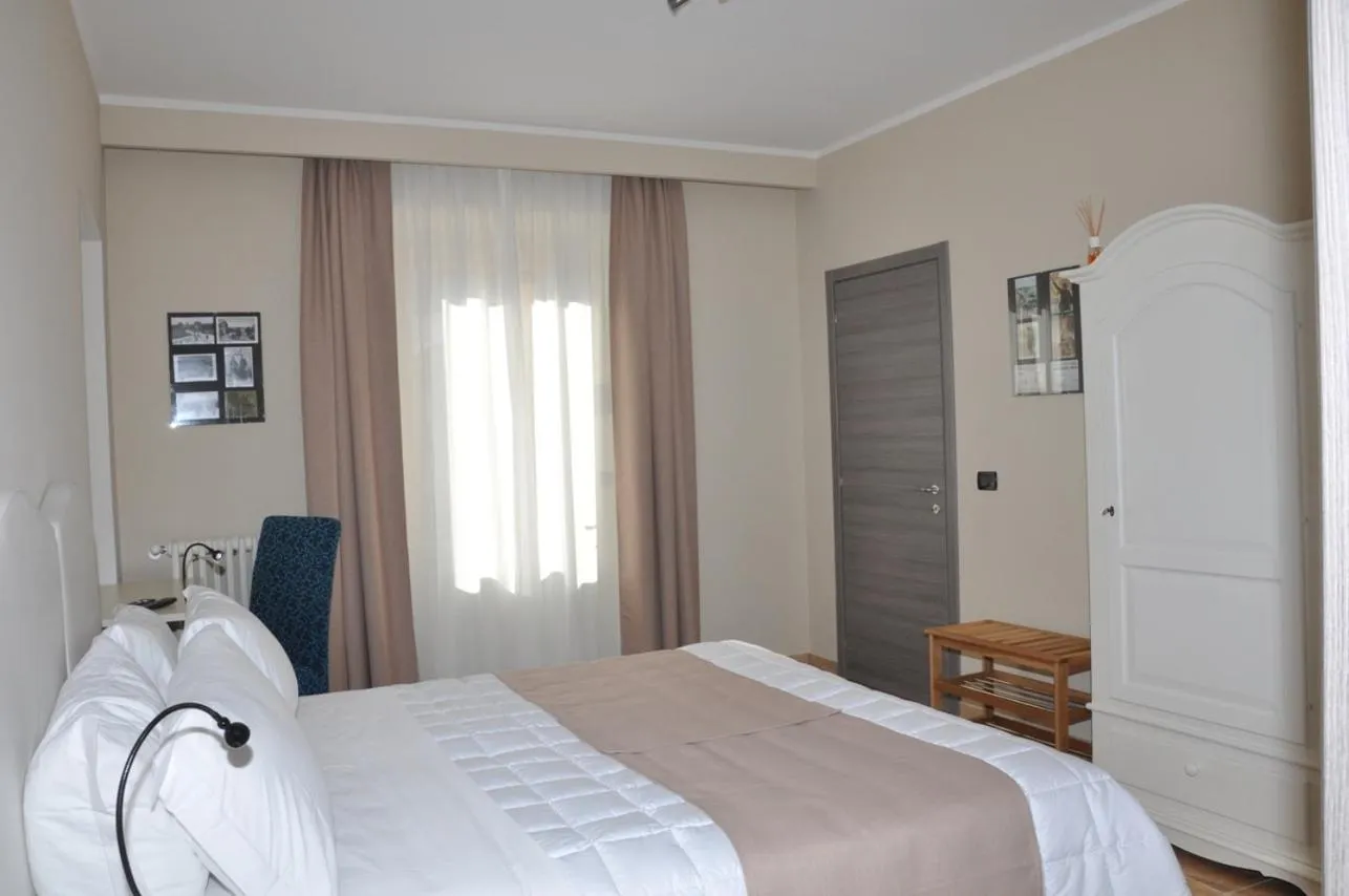 Photo of the whole room in Già Sera BB Venaria