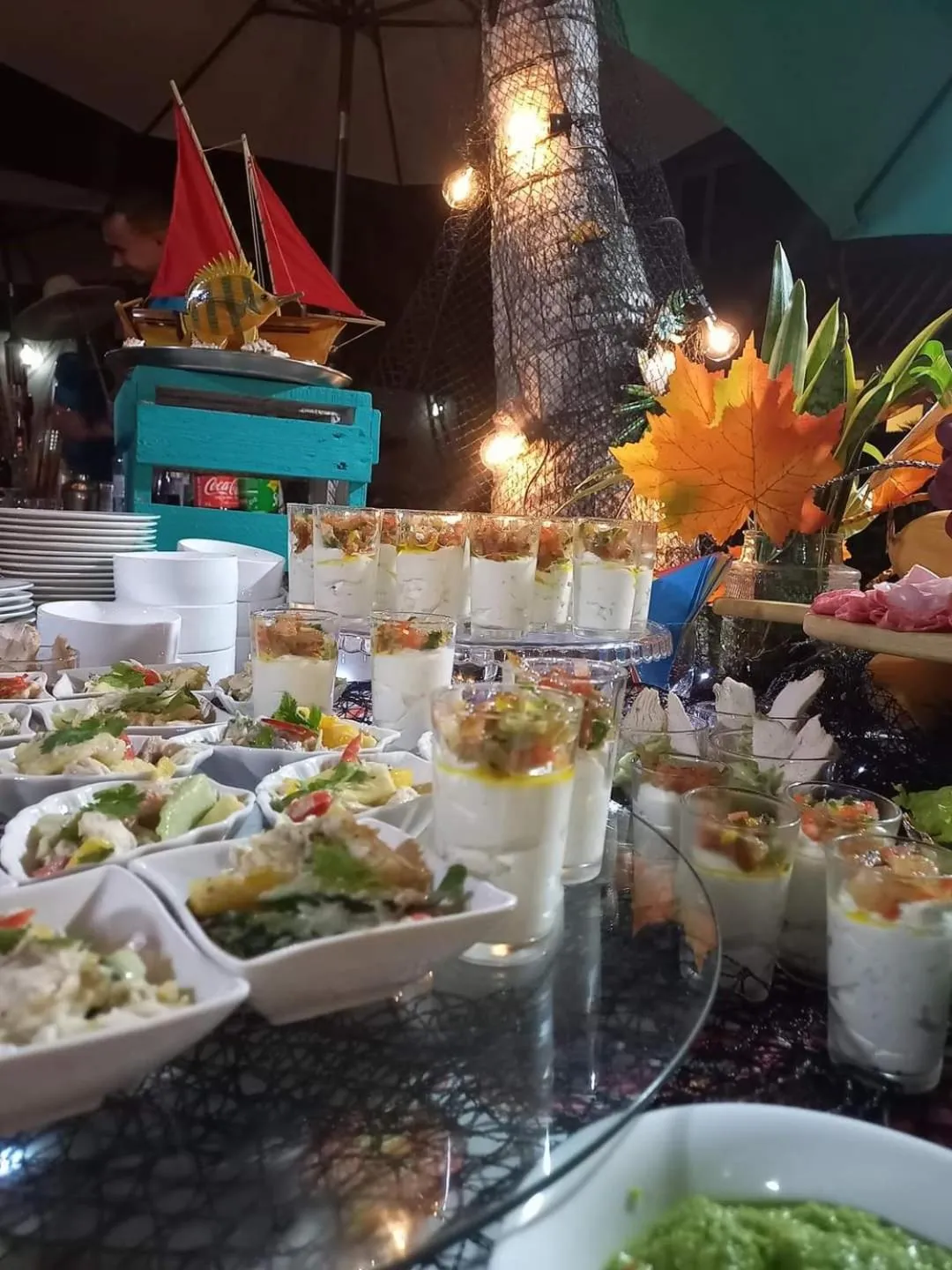 Restaurant/places to eat in Explora Prestige