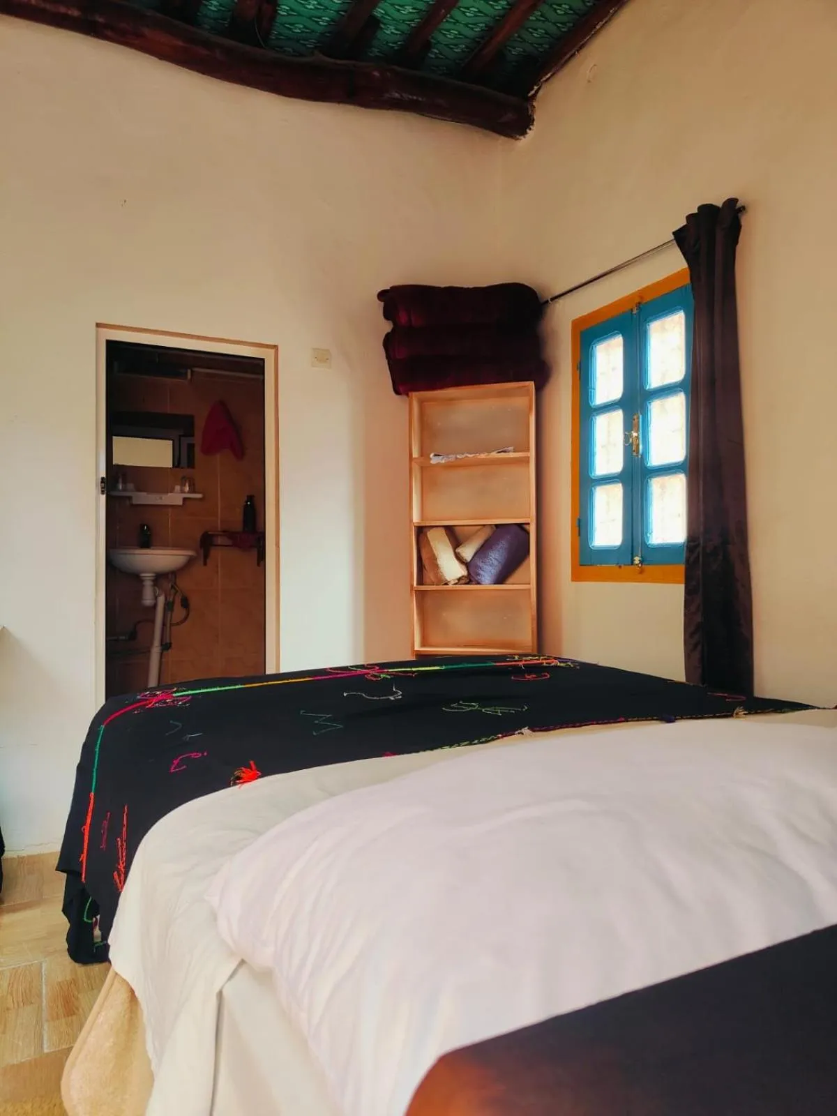 Bedroom, Bed in Le Retour au calme Maison d'hôtes