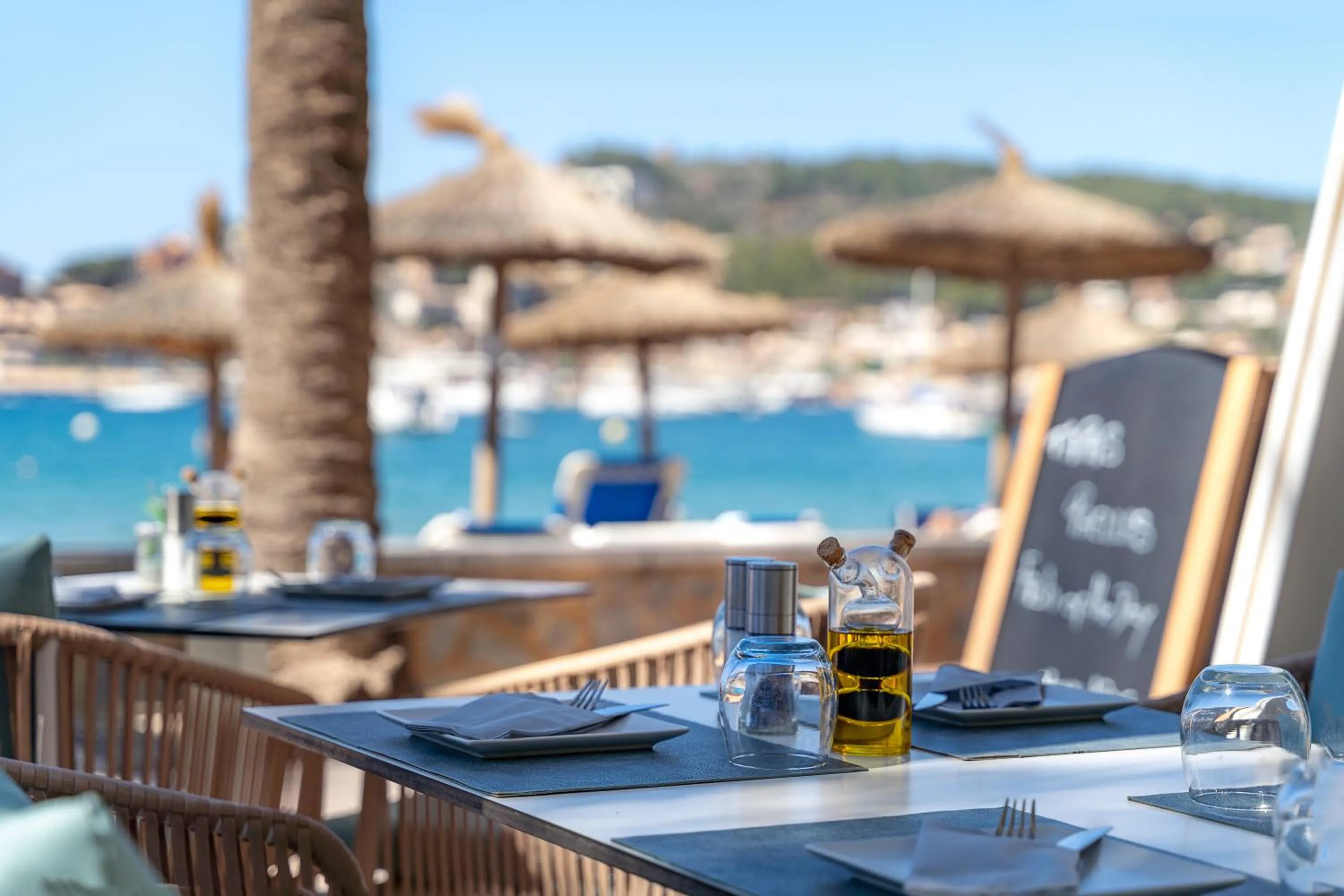 Restaurant/places to eat in Hotel Boutique Minister 4Sup